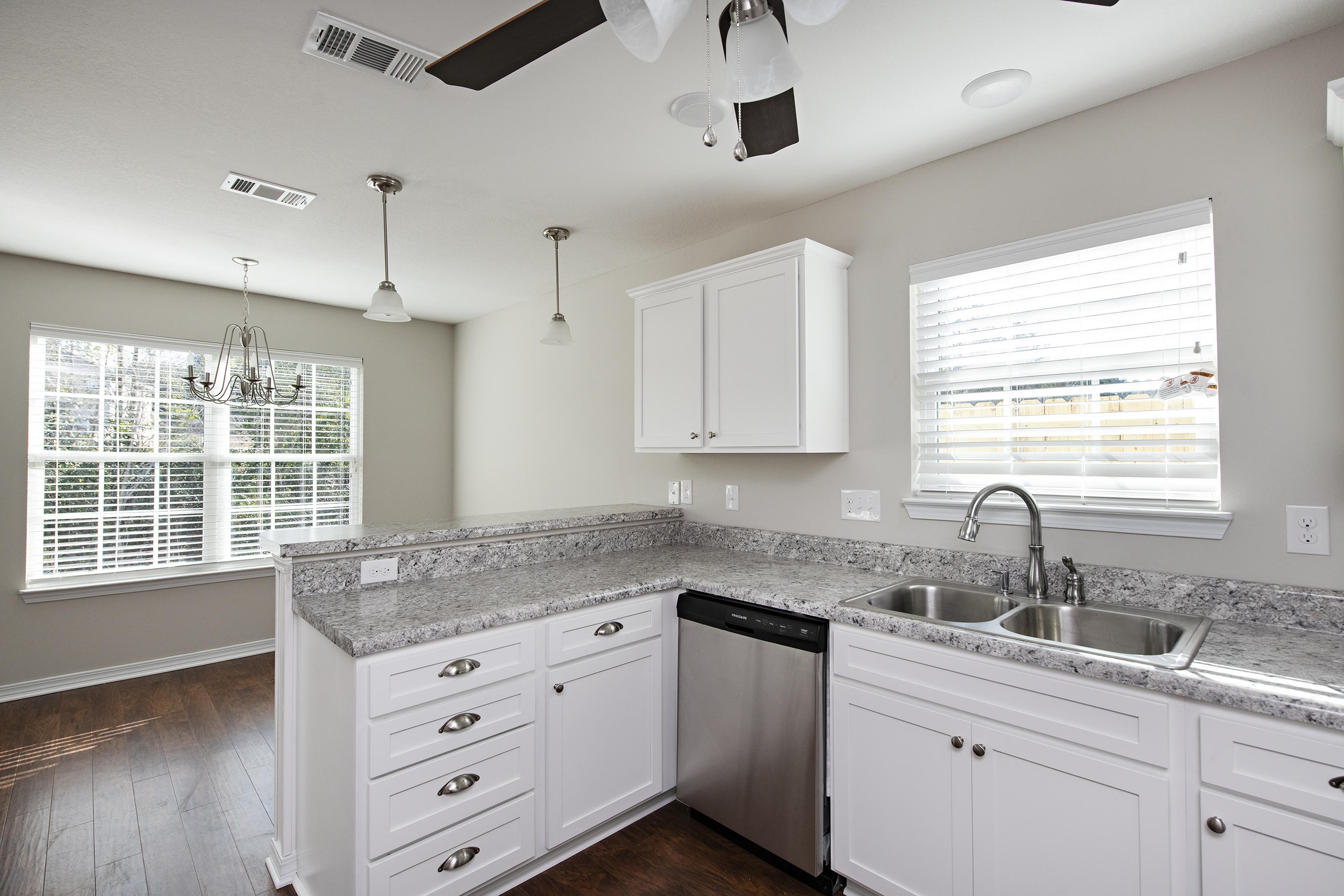 STILLWELL SOUTH - Residential