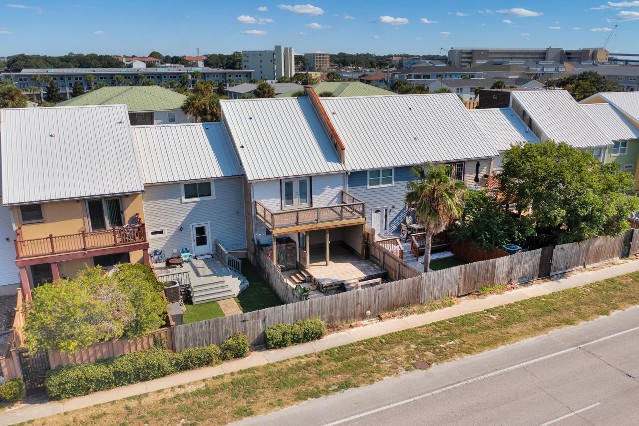 SANTA ROSA ISLAND - Residential