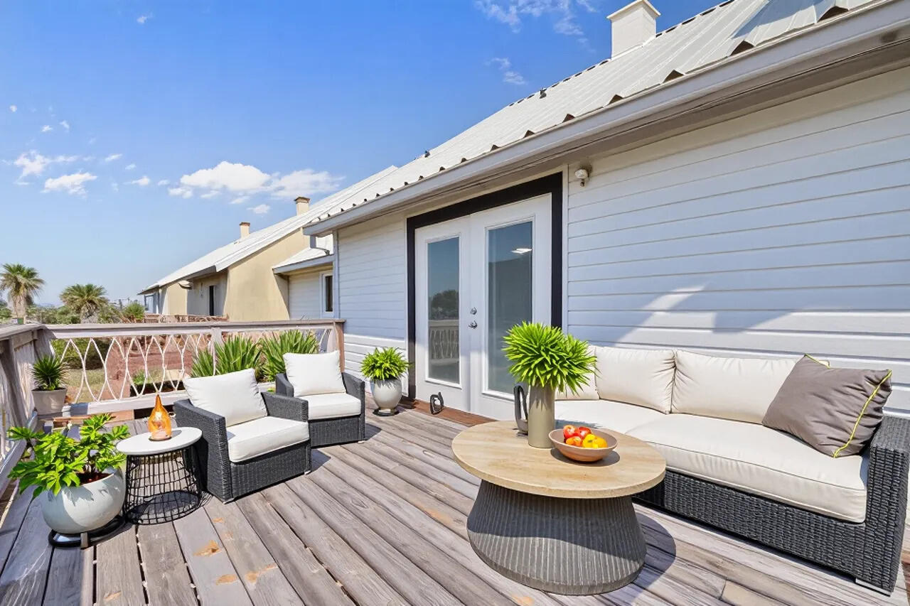 SANTA ROSA ISLAND - Residential