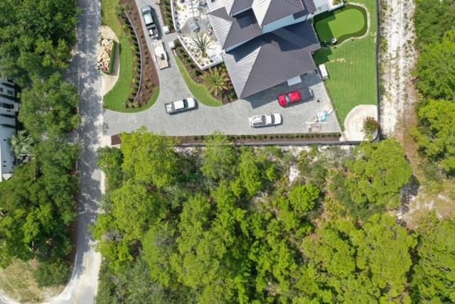 BEACH HIGHLAND - Land