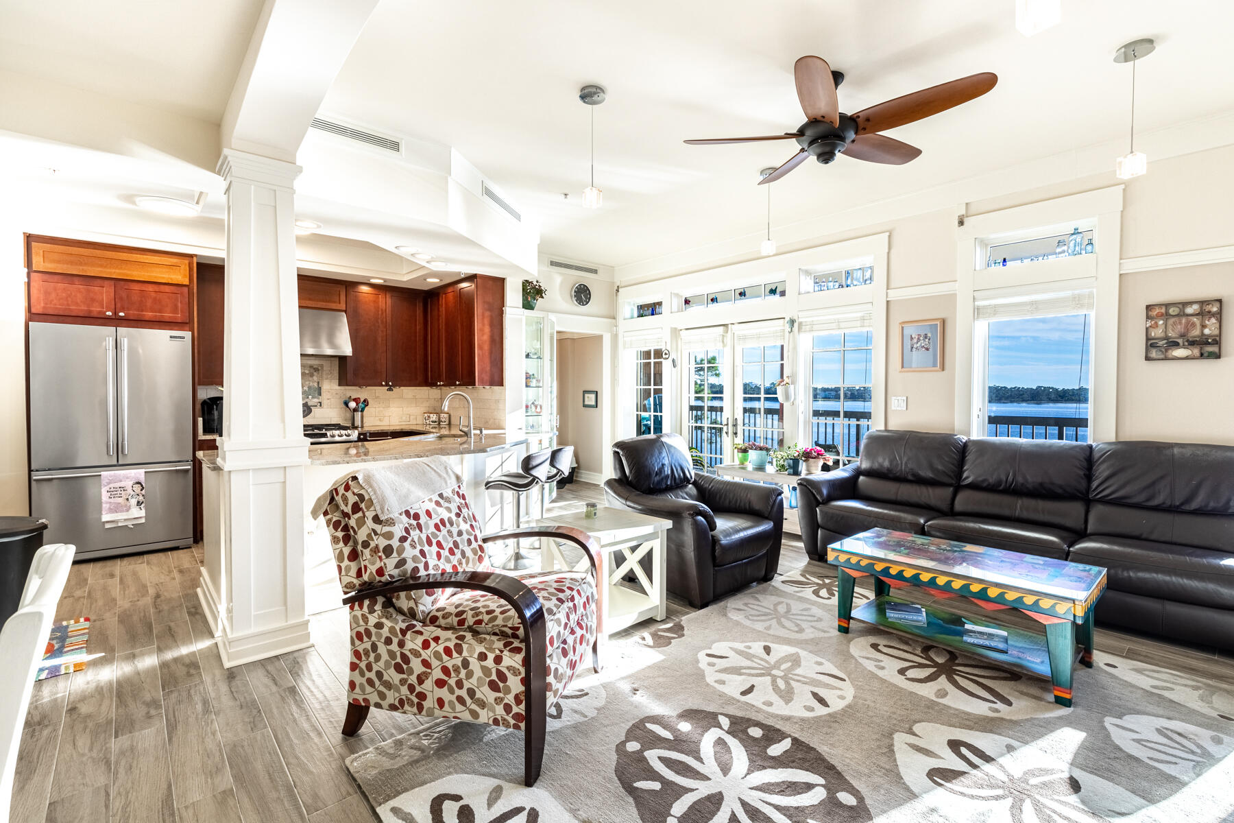 WILD HERON LAKESIDE LODGE - Residential