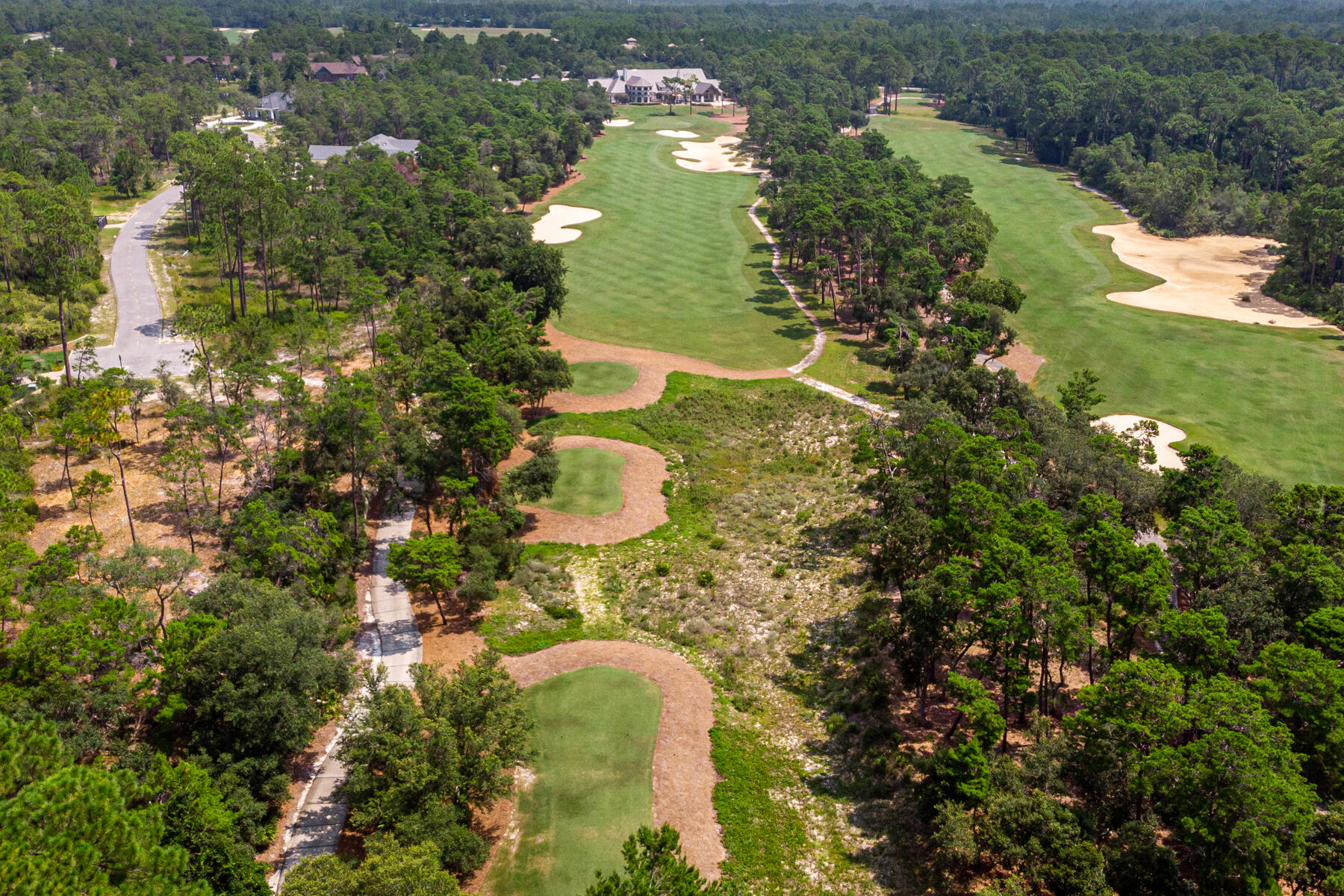 WILD HERON LAKESIDE LODGE - Residential