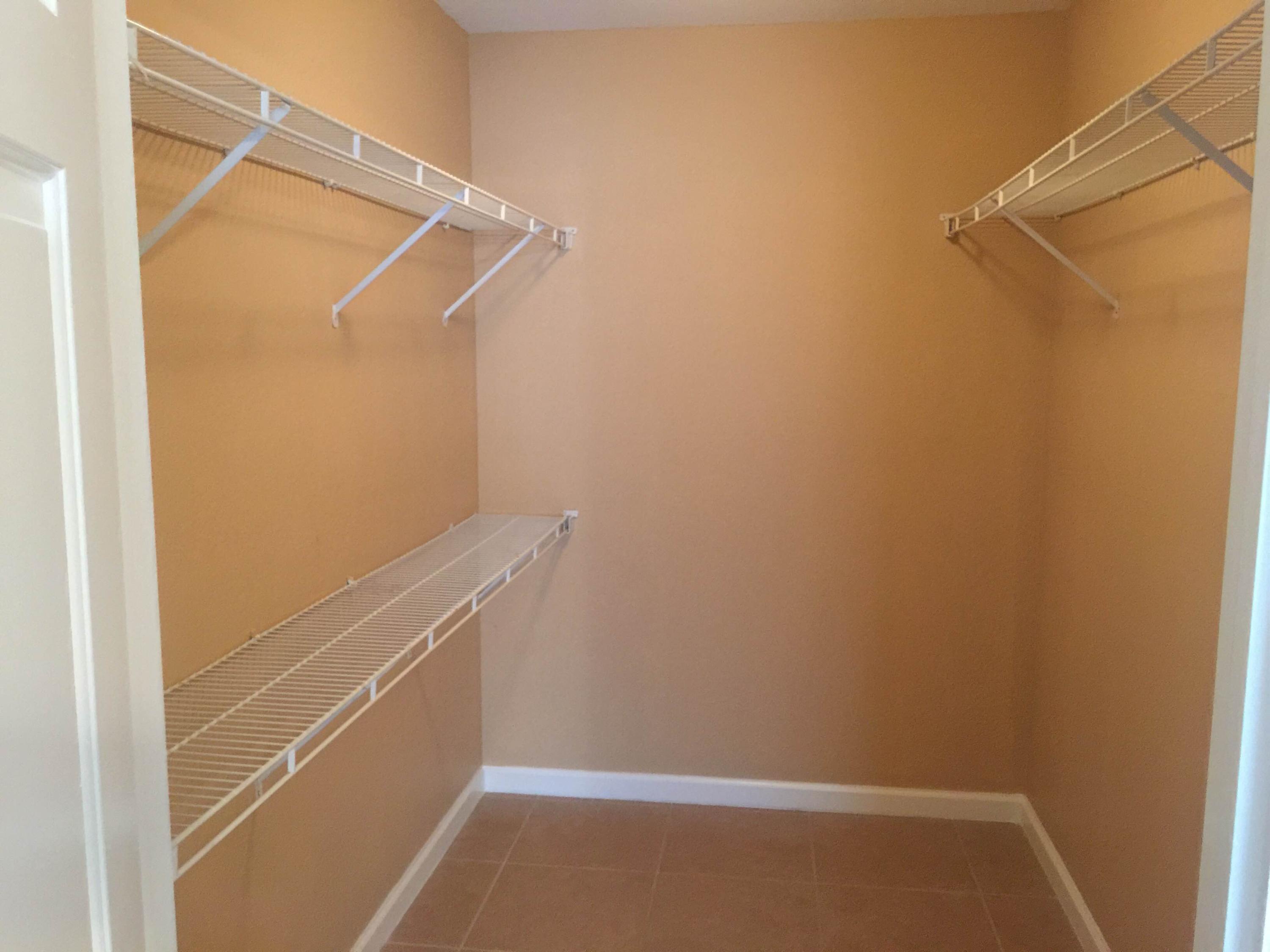 INDIAN LAKE - Residential