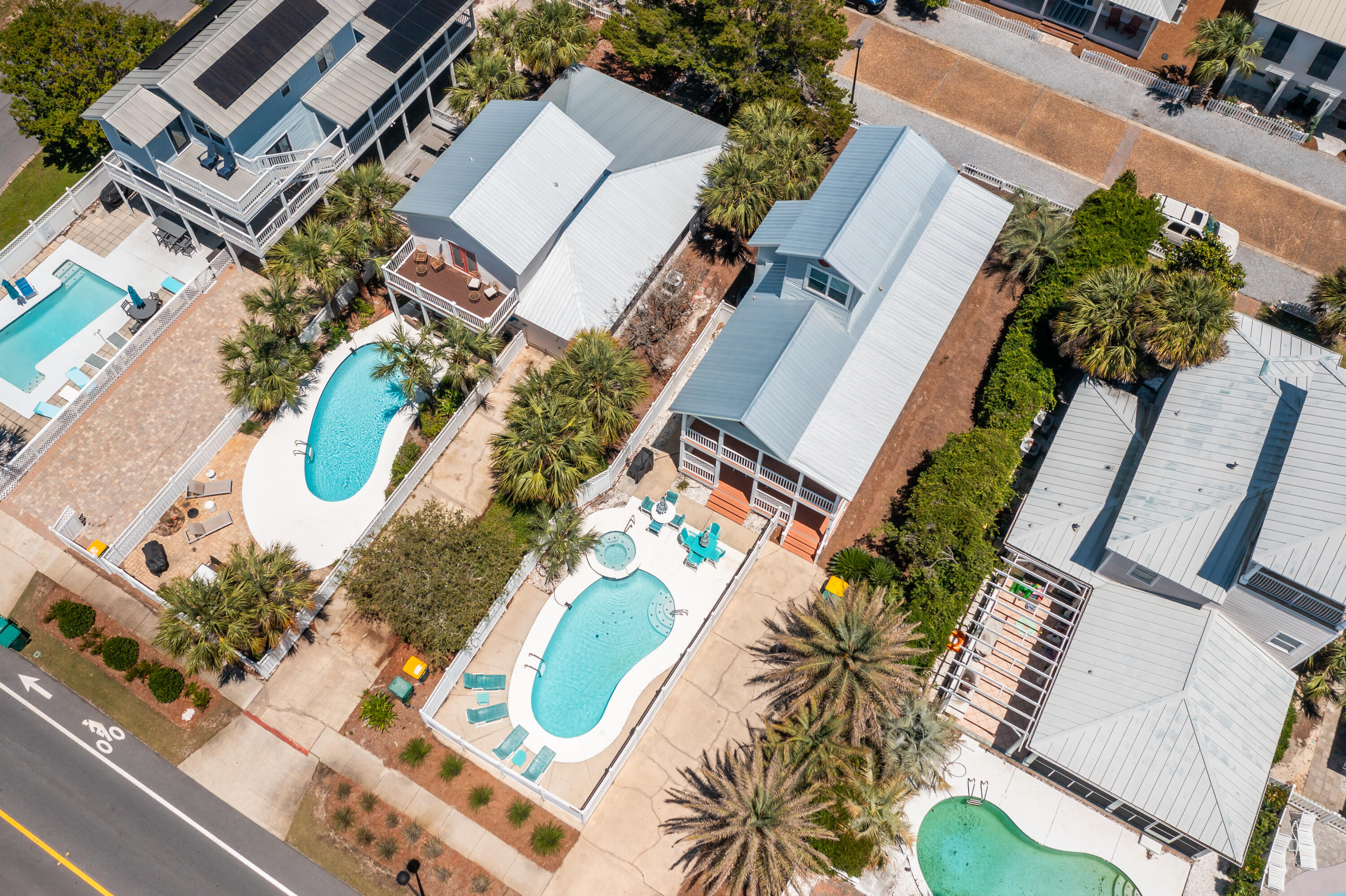 CRYSTAL BEACH - Residential