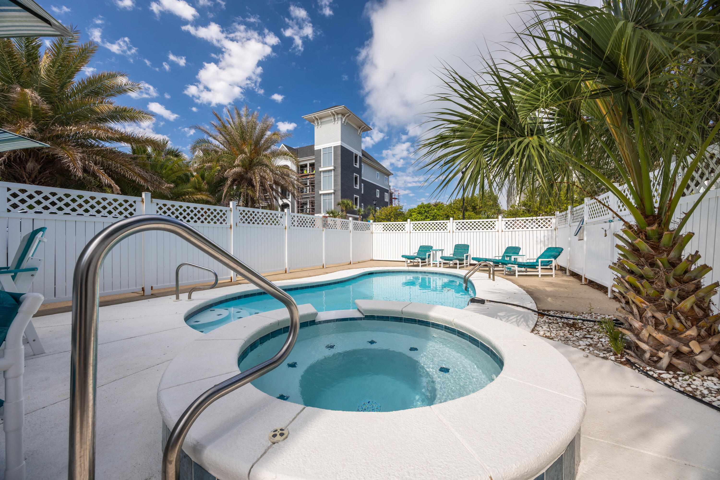 CRYSTAL BEACH - Residential