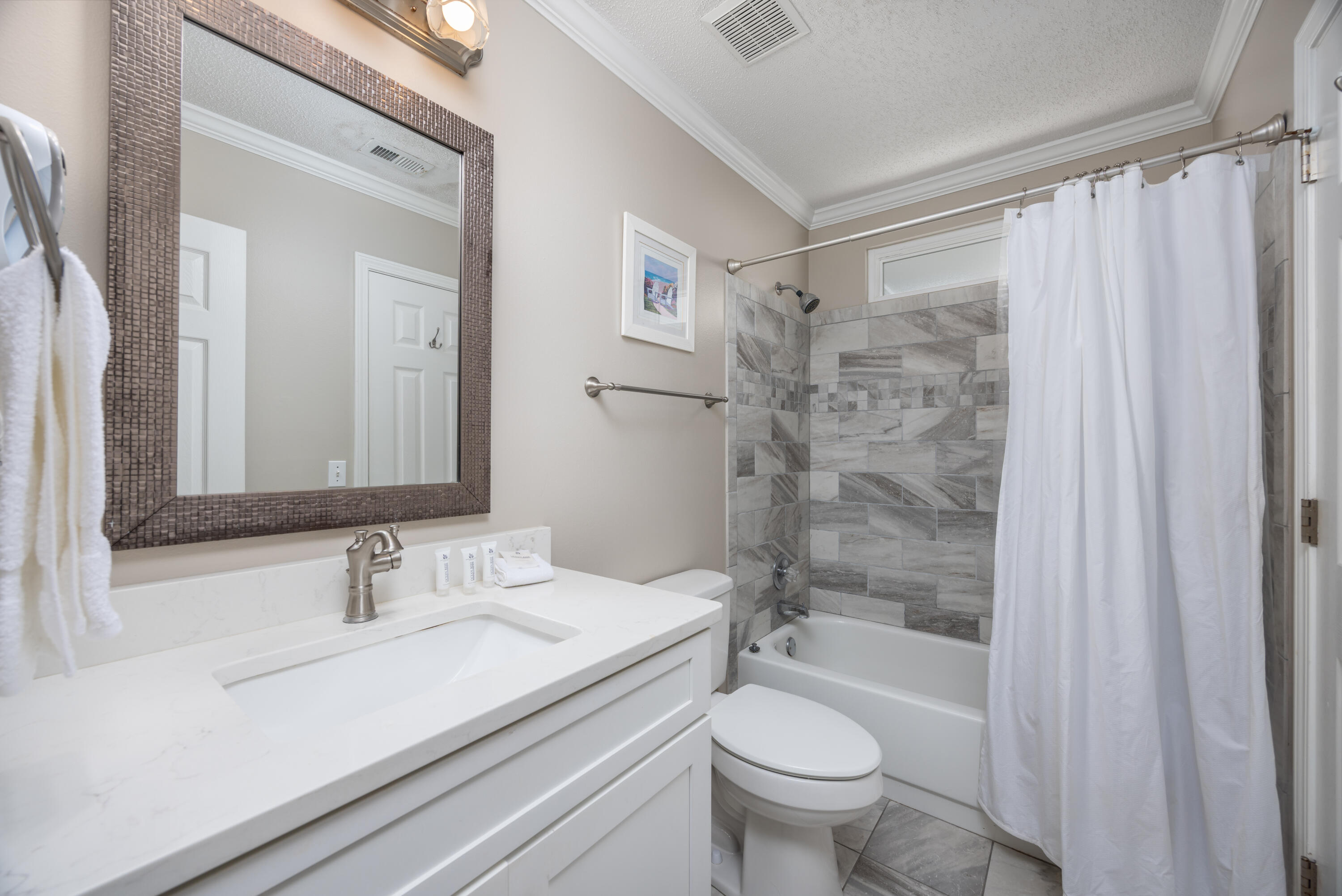 CRYSTAL BEACH - Residential