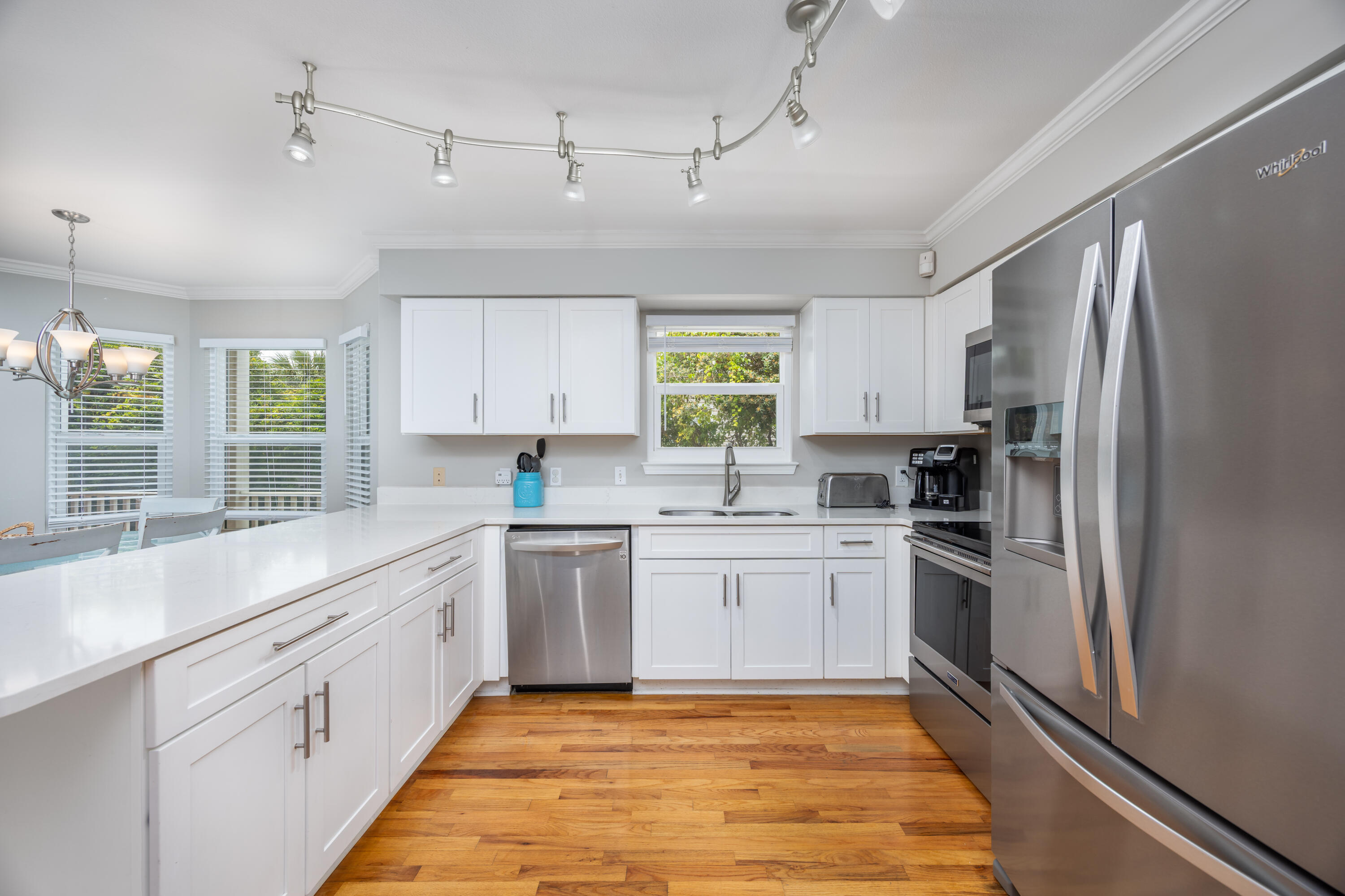 CRYSTAL BEACH - Residential