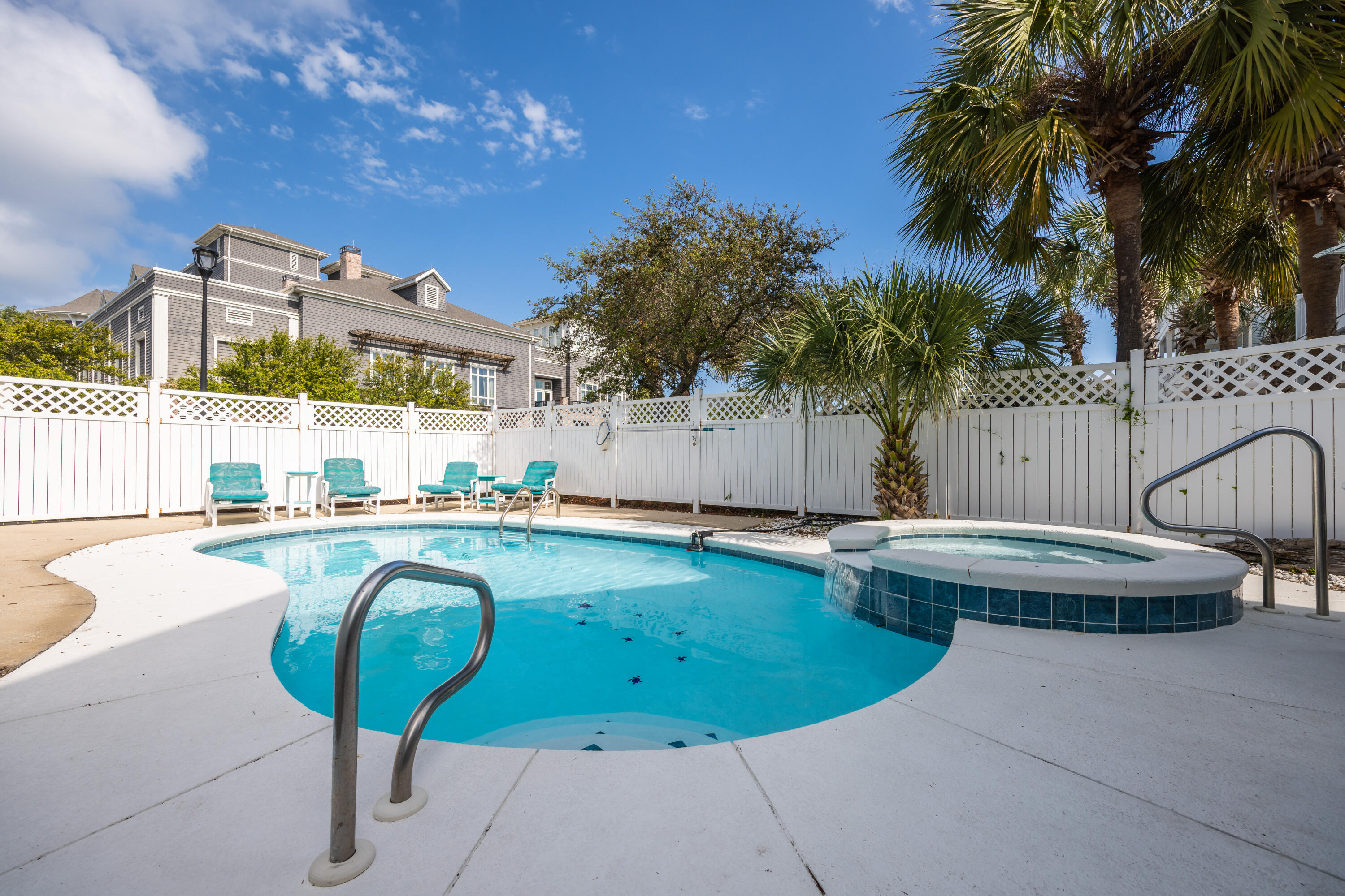 CRYSTAL BEACH - Residential