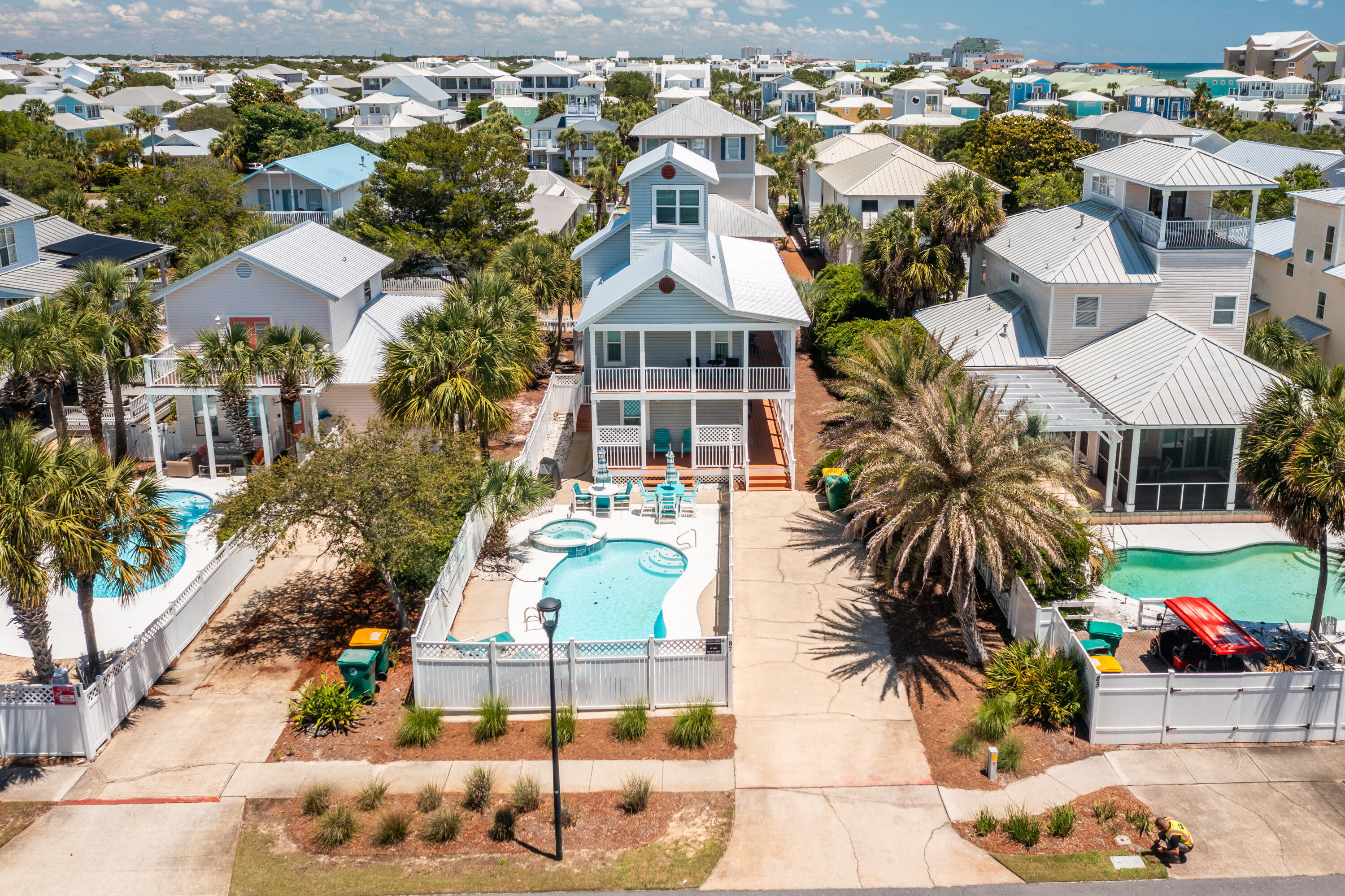 CRYSTAL BEACH - Residential
