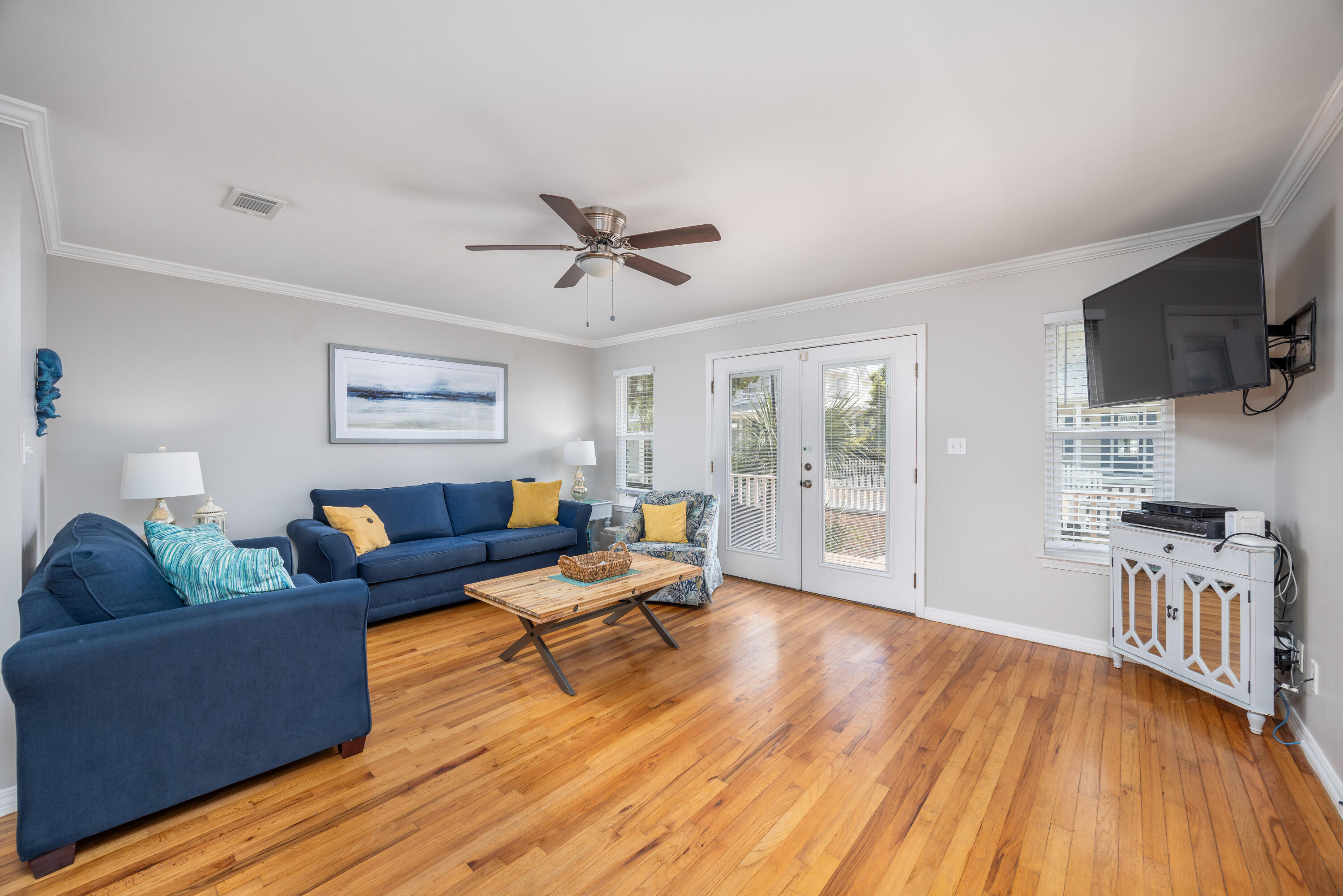 CRYSTAL BEACH - Residential