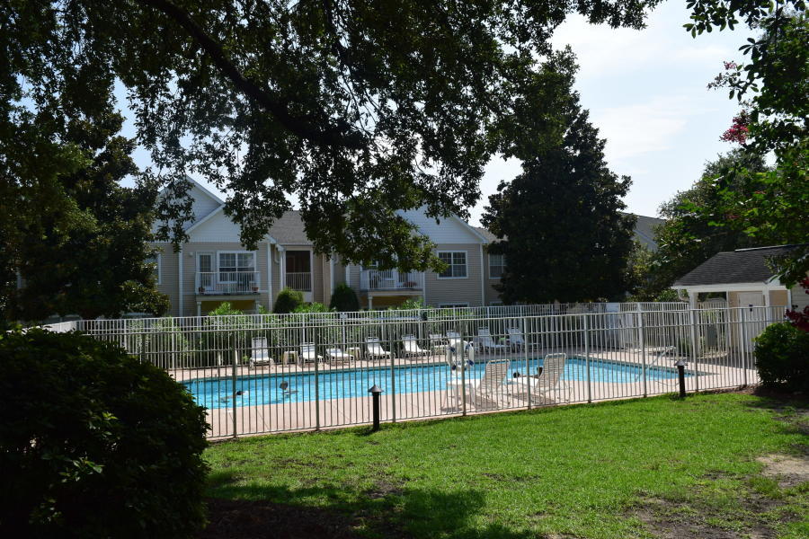 THE OAKS AT NICEVILLE - Residential