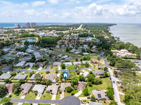 Photo of 97 Antilles Cove, Miramar Beach, FL 32550 (MLS # 975618)