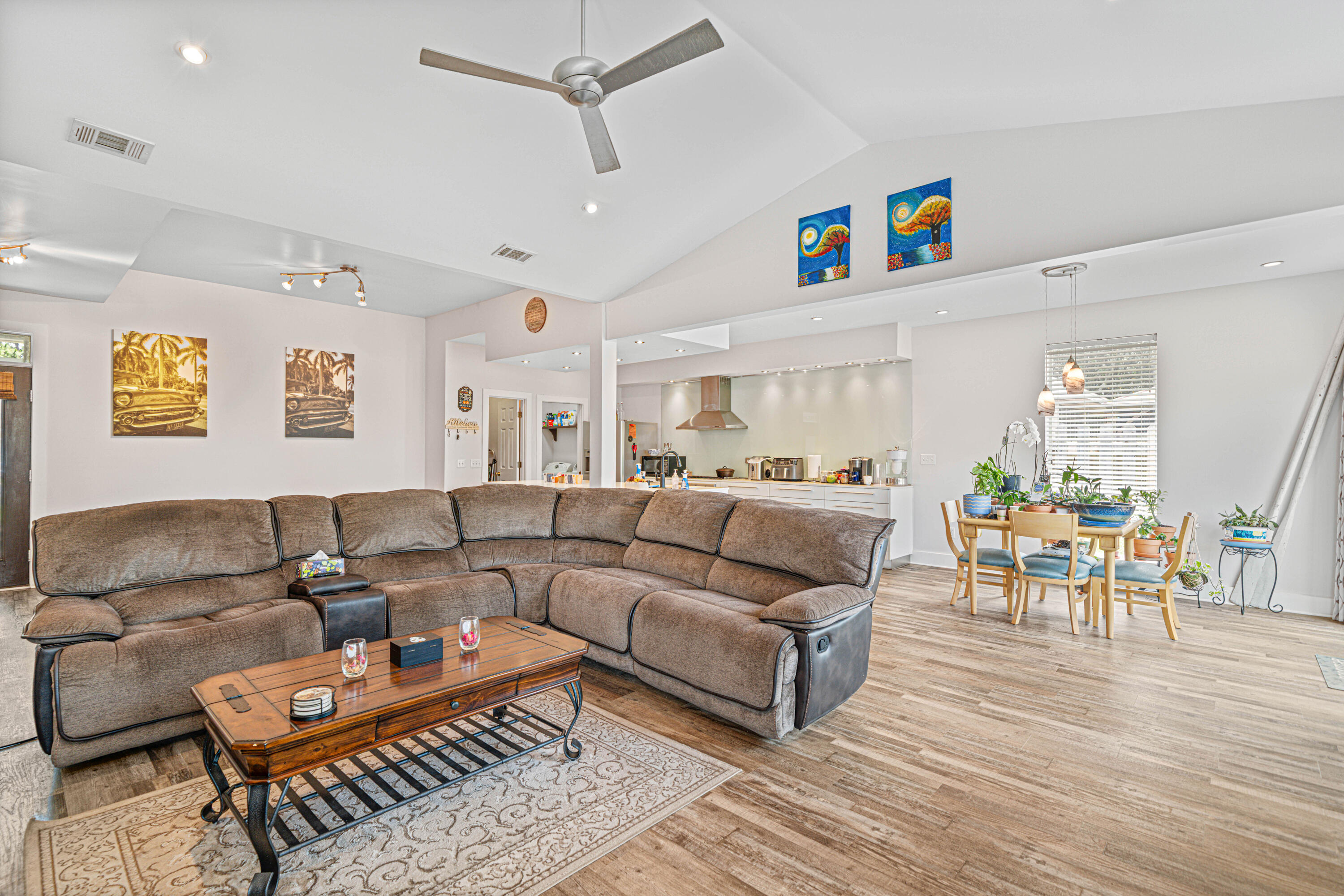 BAYSIDE - Residential