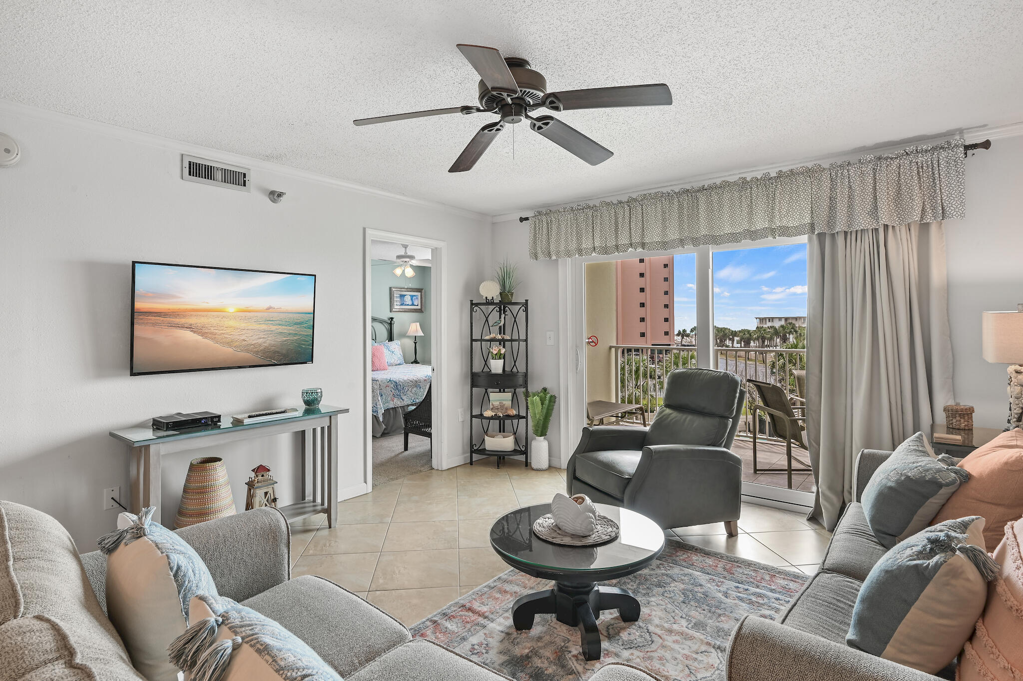ISLANDER CONDO PH 2 - Residential