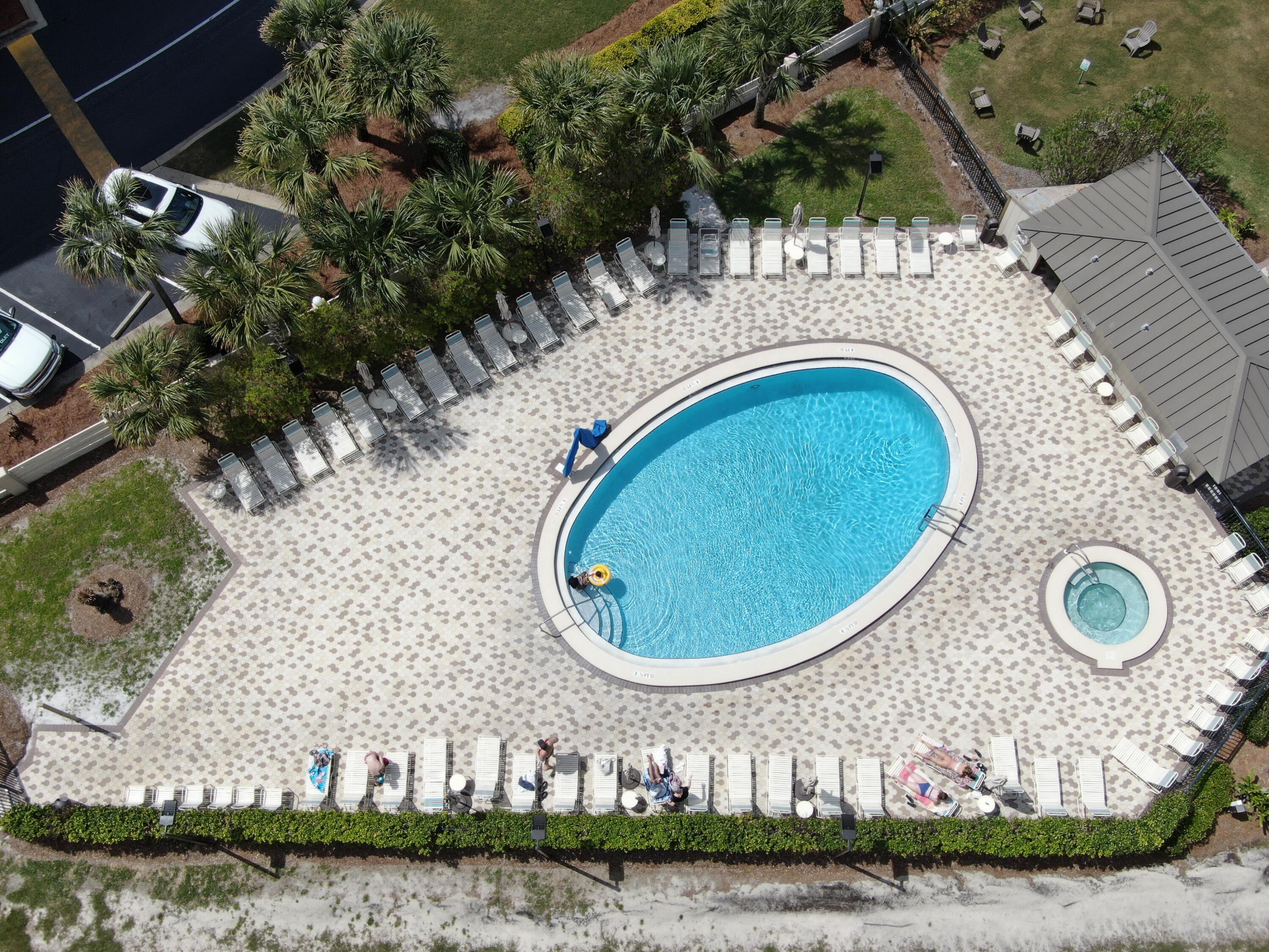 ISLANDER CONDO PH 2 - Residential