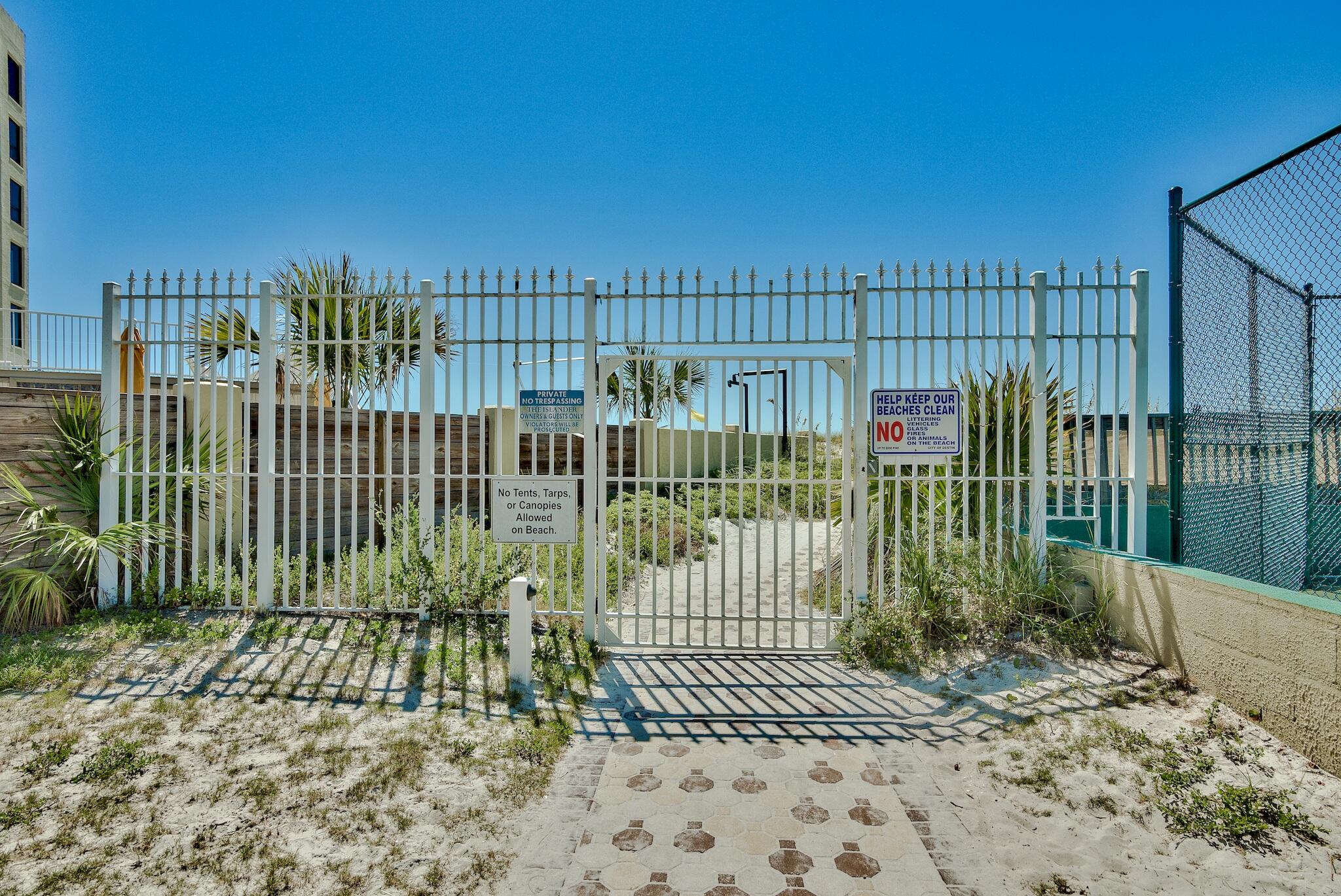 ISLANDER CONDO PH 2 - Residential