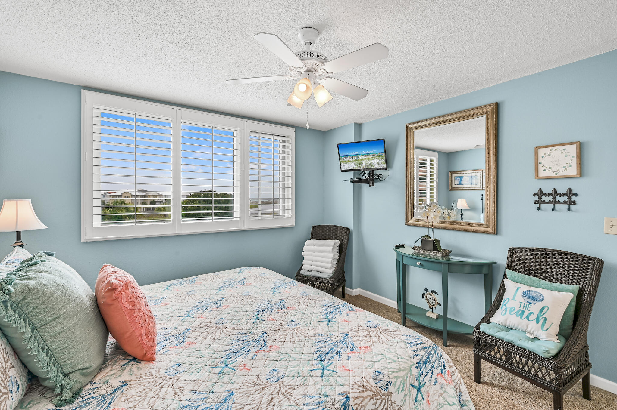 ISLANDER CONDO PH 2 - Residential