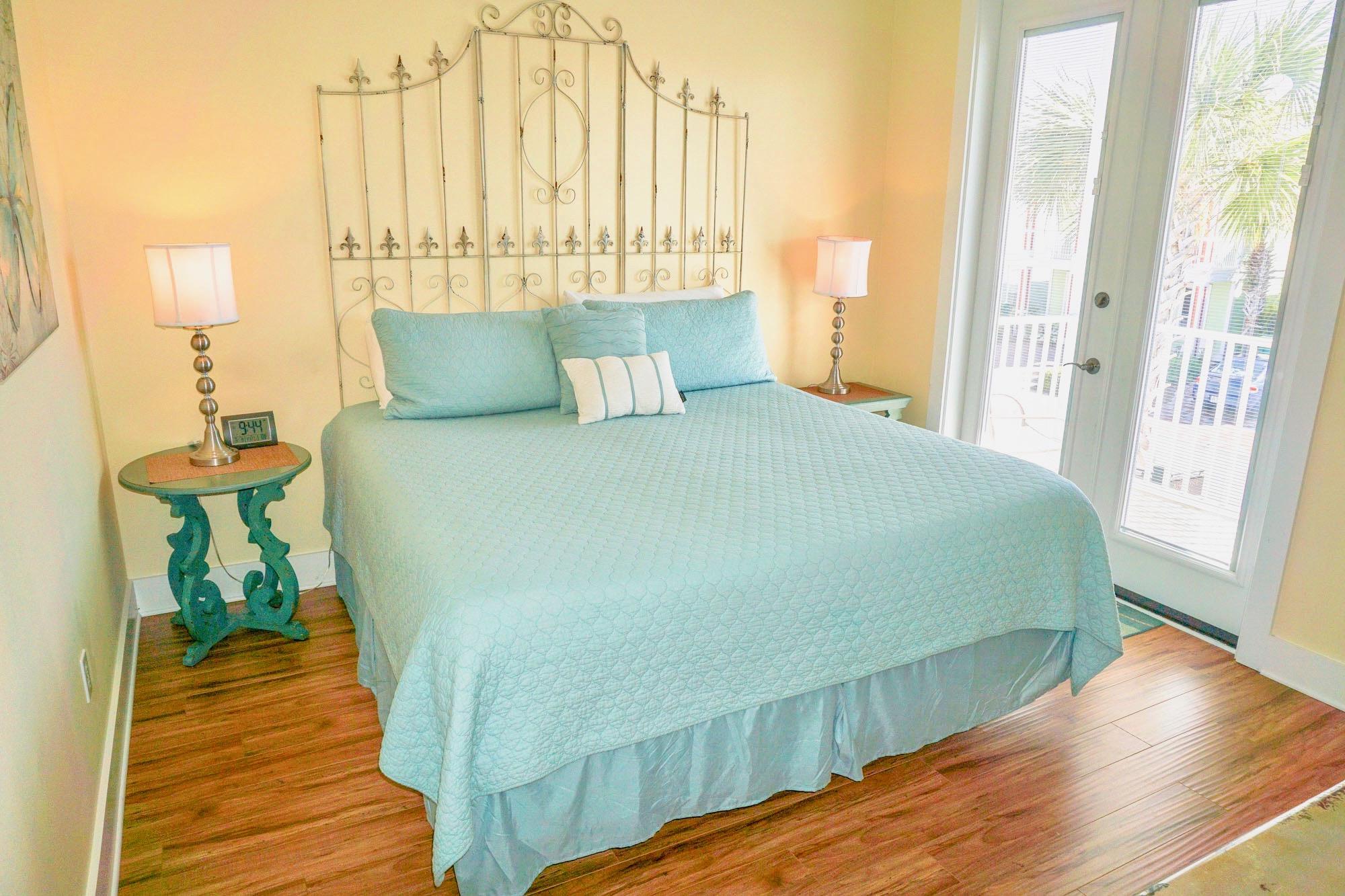 VILLAGES OF CRYSTAL BEACH - Residential