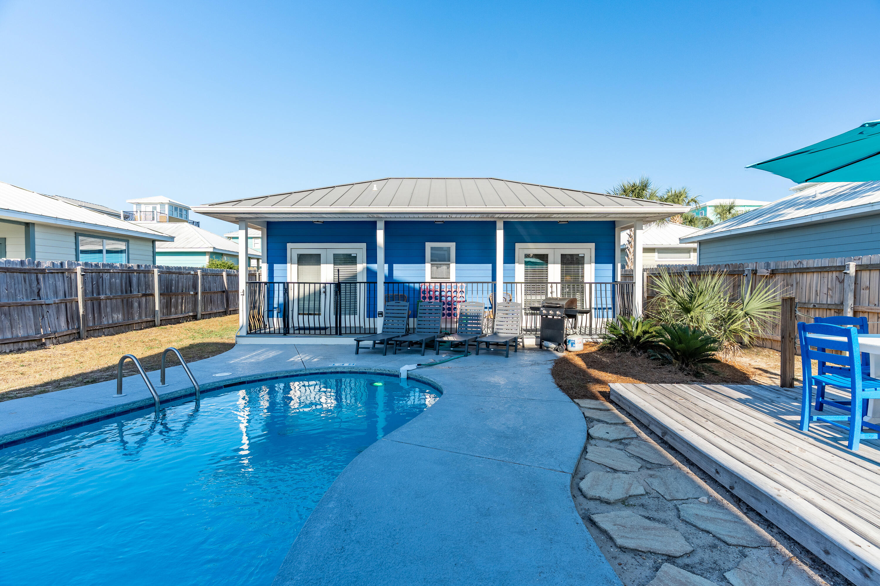 CRYSTAL BEACH - Residential