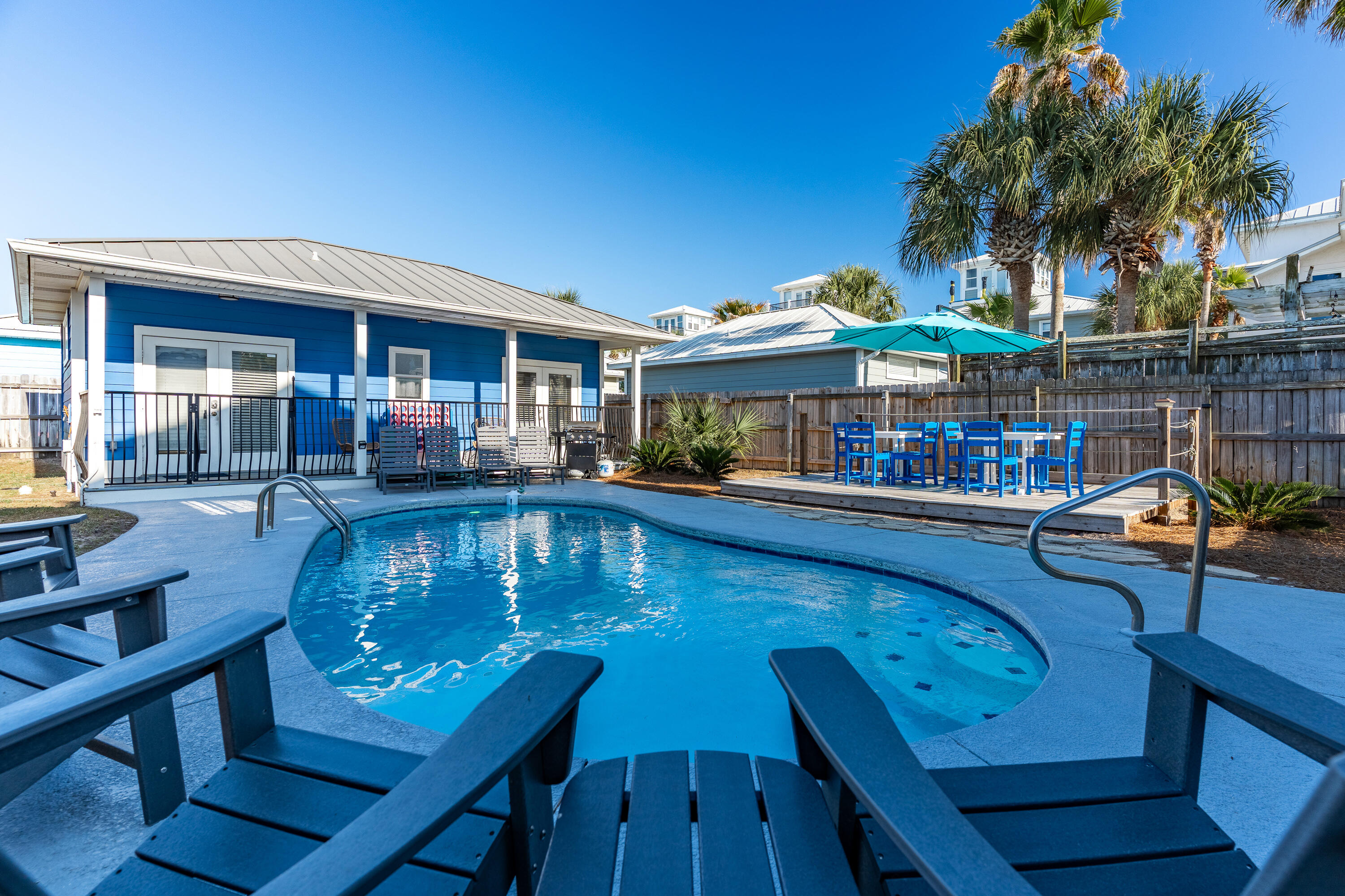 CRYSTAL BEACH - Residential