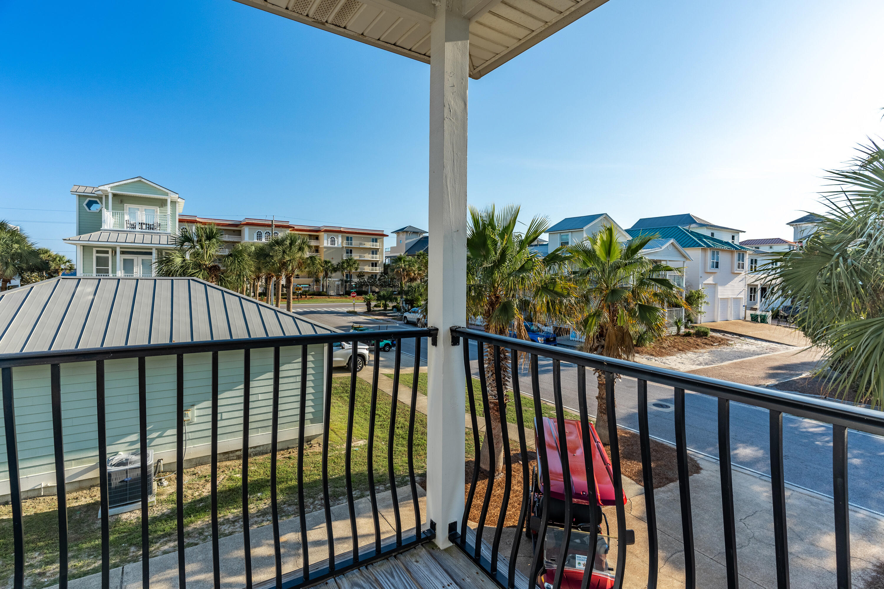 CRYSTAL BEACH - Residential