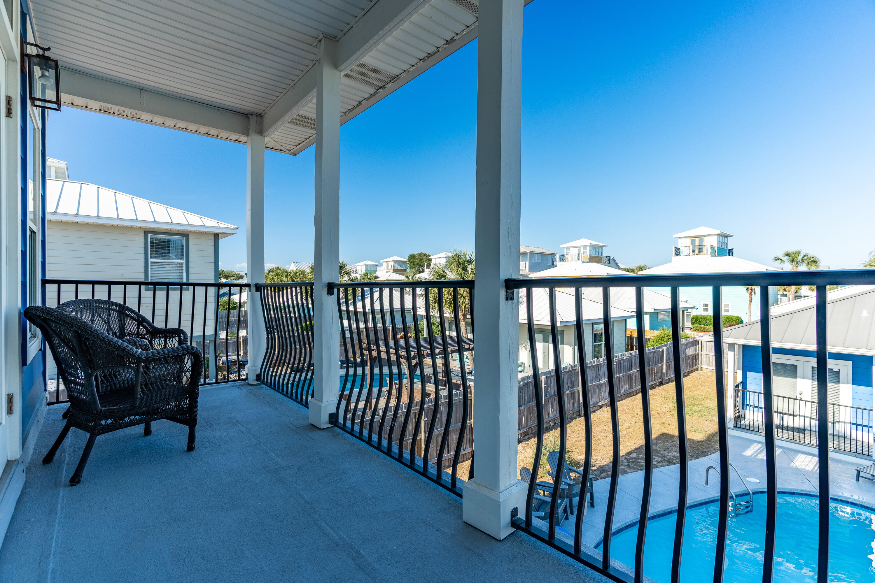 CRYSTAL BEACH - Residential