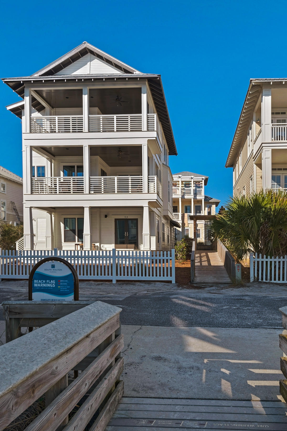 SUMMER'S EDGE - Residential