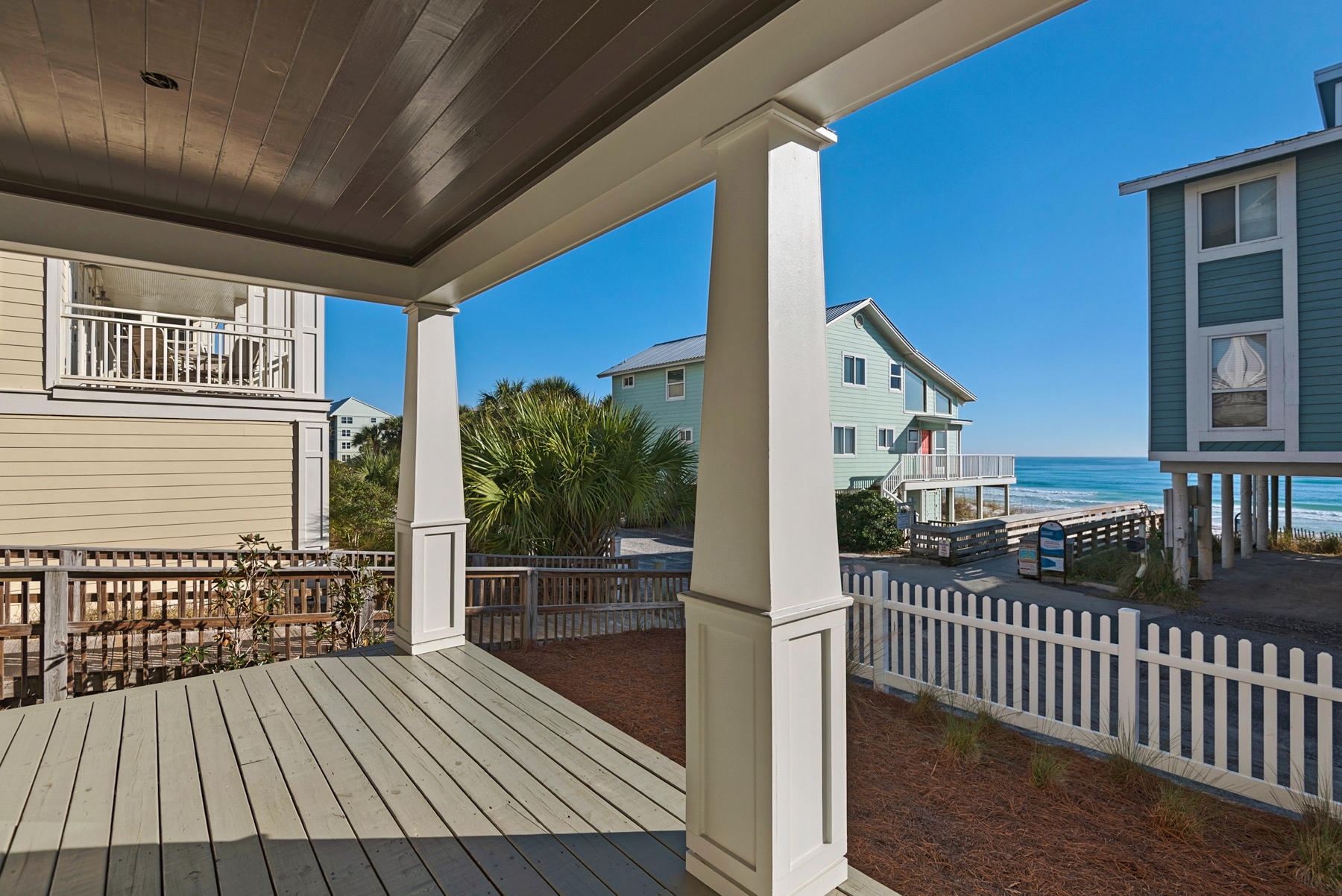 SUMMER'S EDGE - Residential