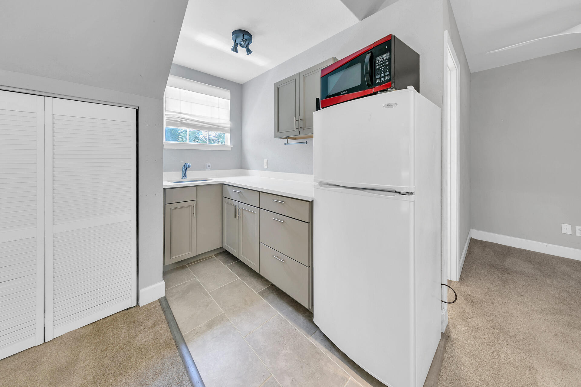 MOORES LANDING - Residential