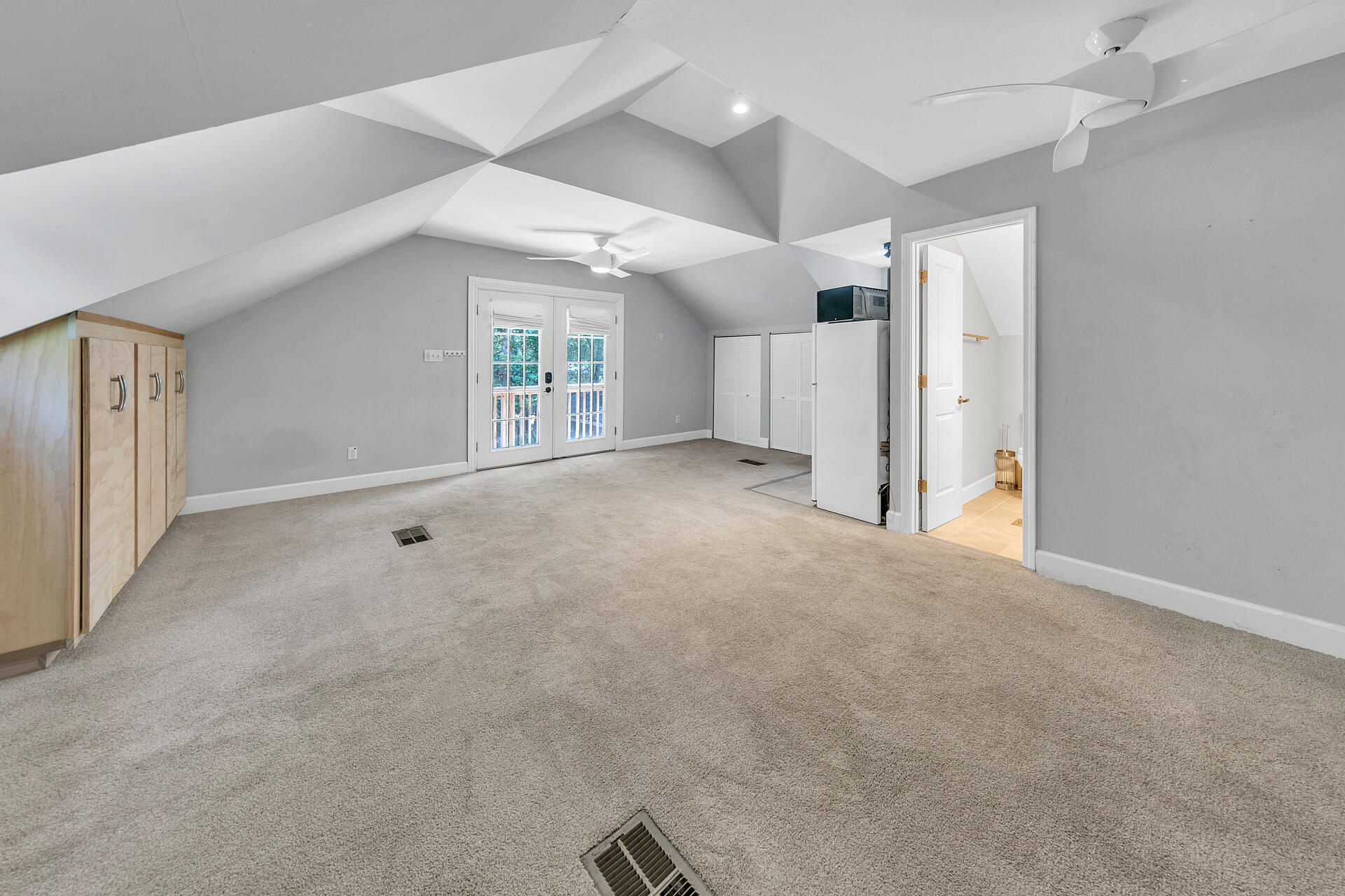 MOORES LANDING - Residential