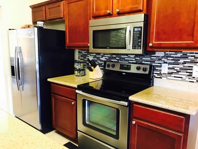 SILVER SPRINGS EST - Residential