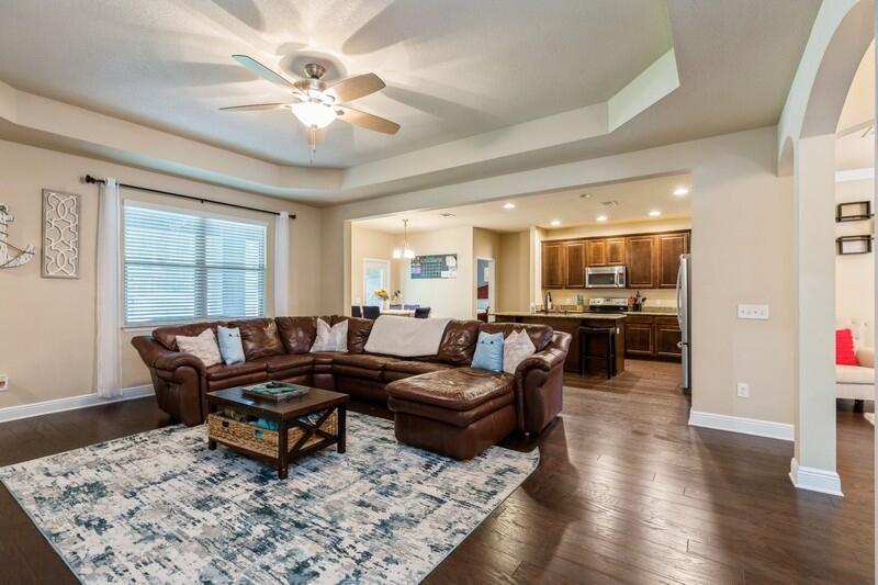 HAMMOCK BAY - Residential