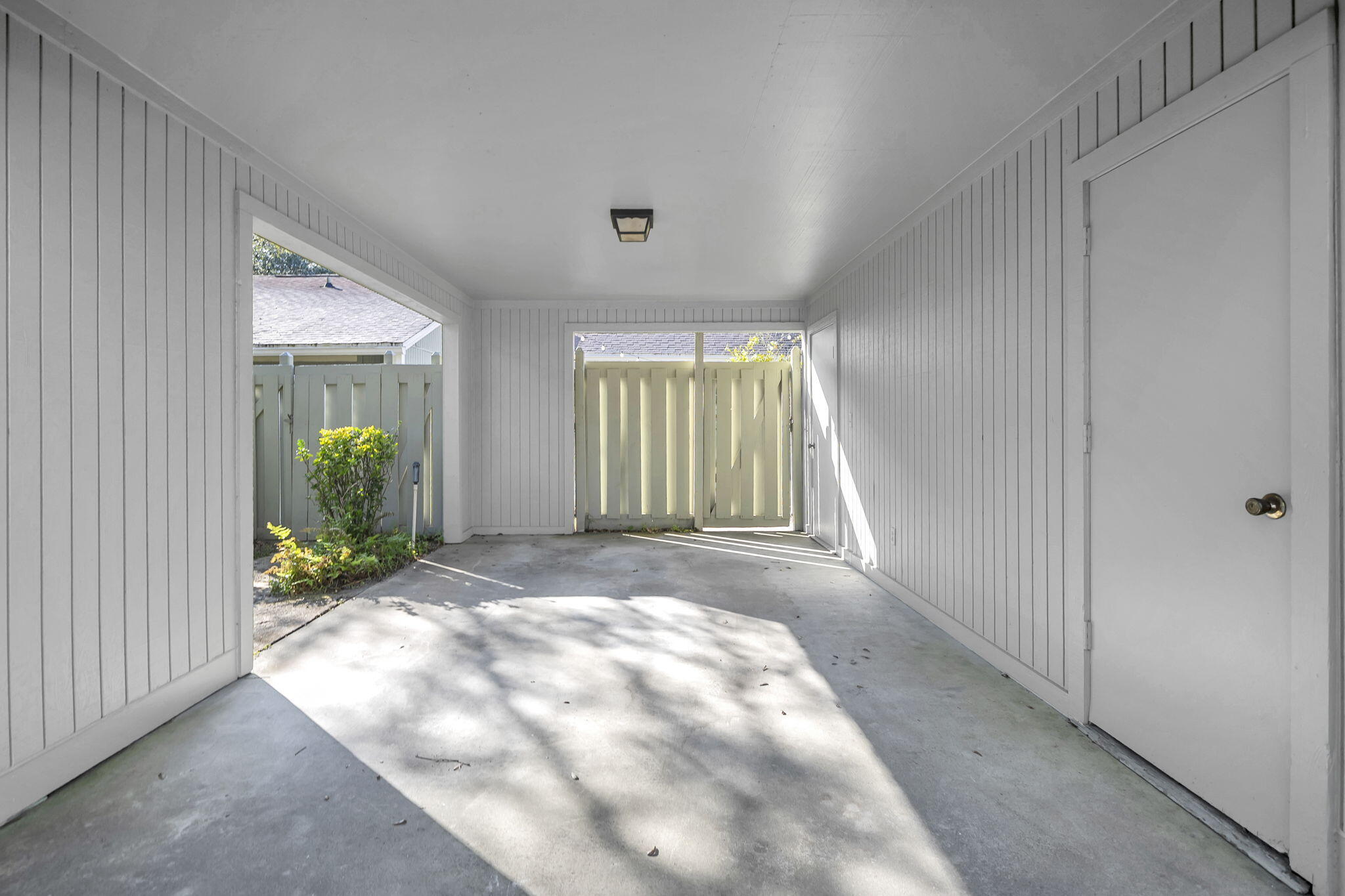 ROYAL OAK VILLAGE - Residential