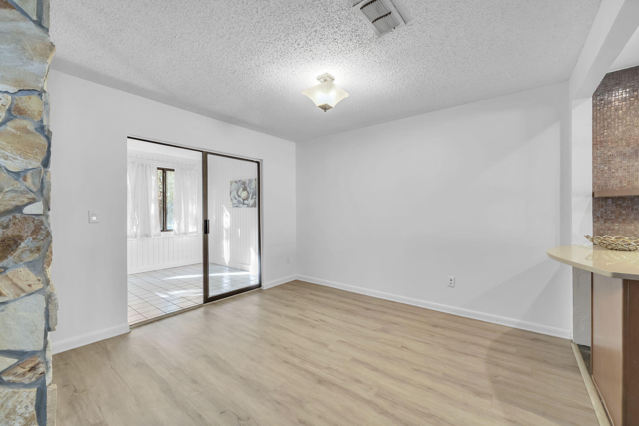 ROYAL OAK VILLAGE - Residential