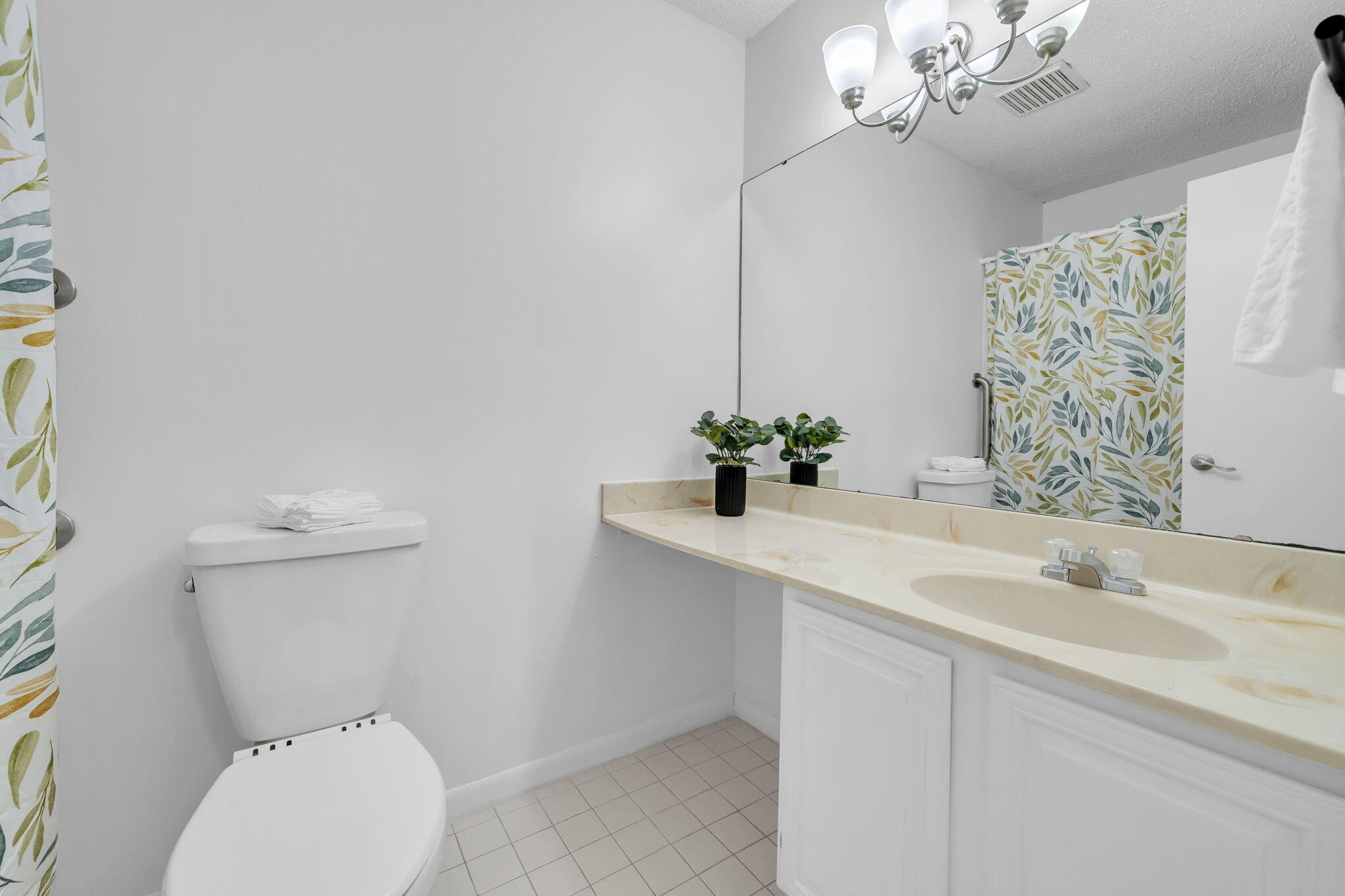 ROYAL OAK VILLAGE - Residential