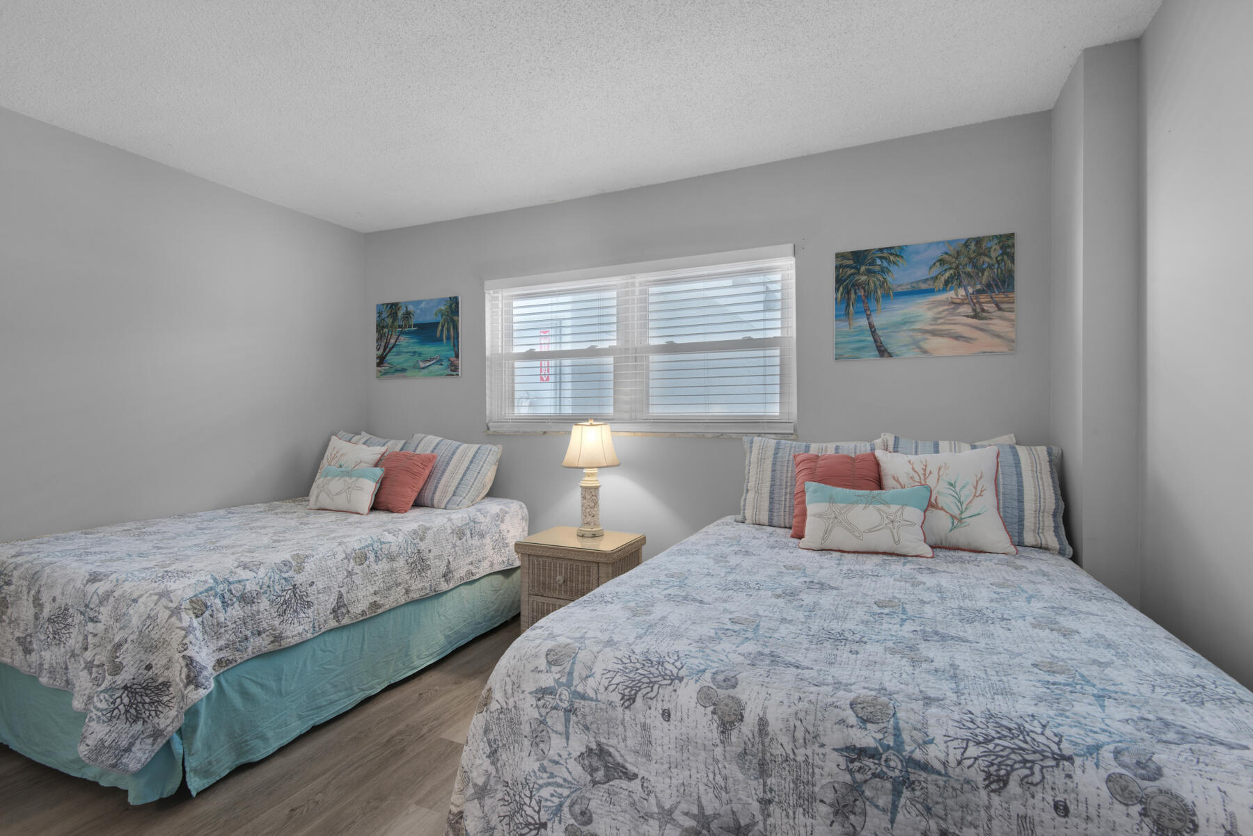 EL MATADOR CONDO - Residential