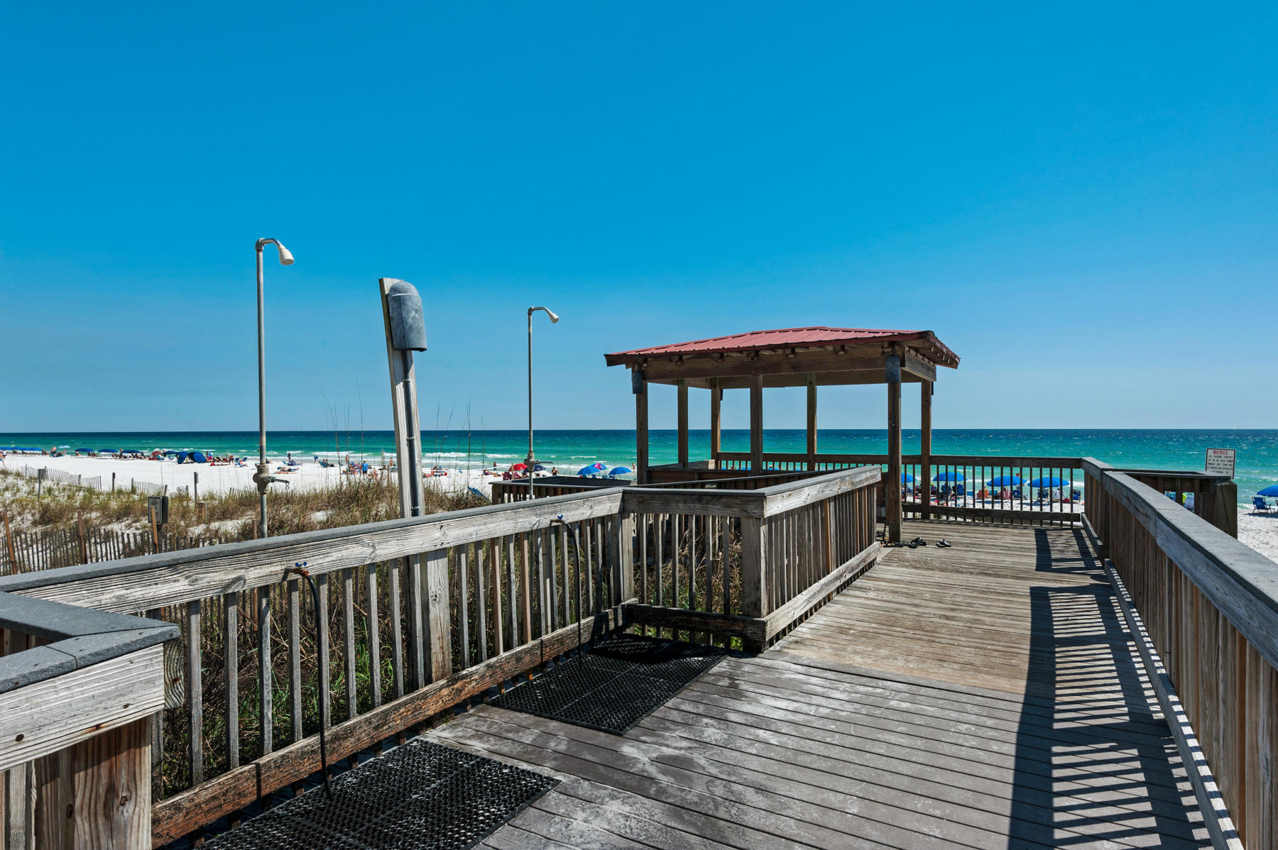 EL MATADOR CONDO - Residential