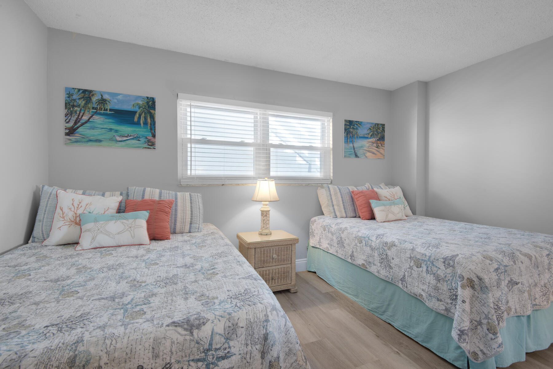 EL MATADOR CONDO - Residential