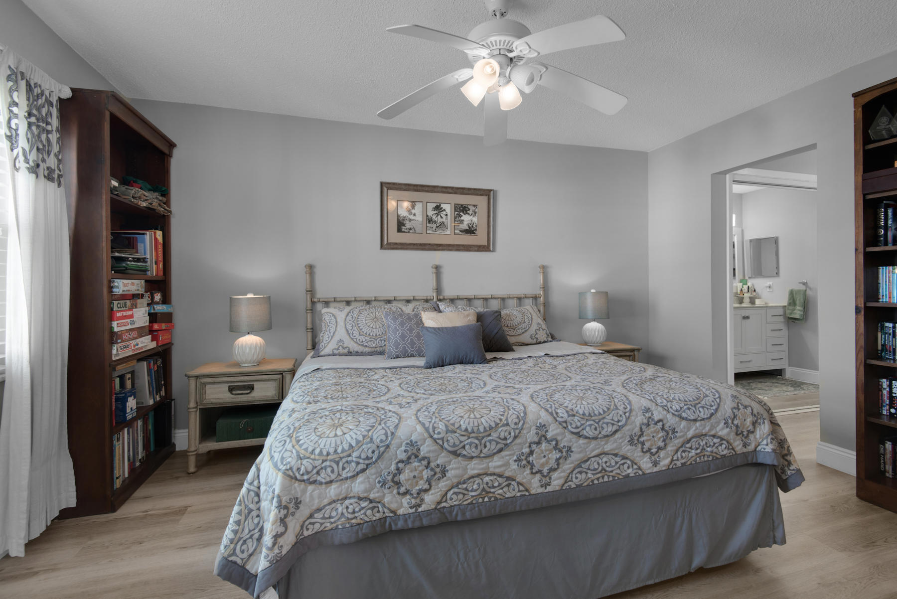 EL MATADOR CONDO - Residential