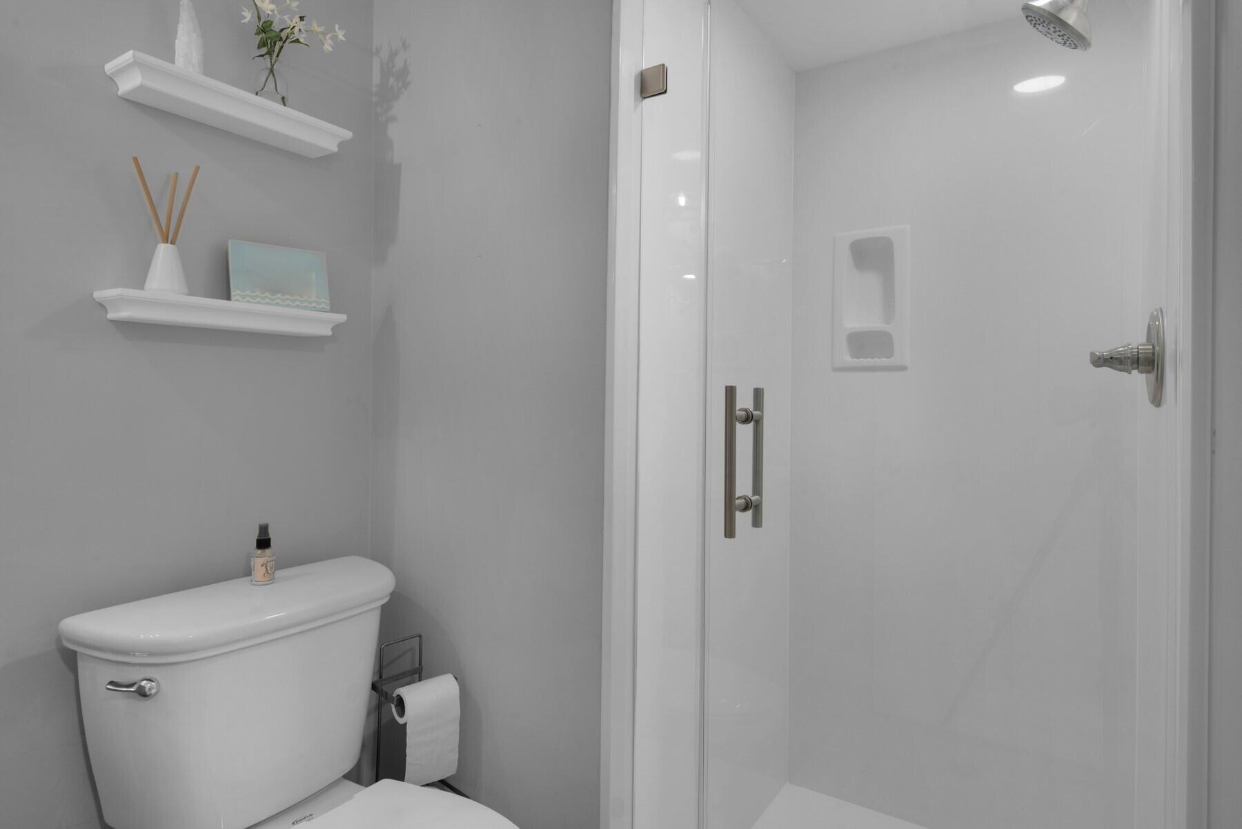 EL MATADOR CONDO - Residential