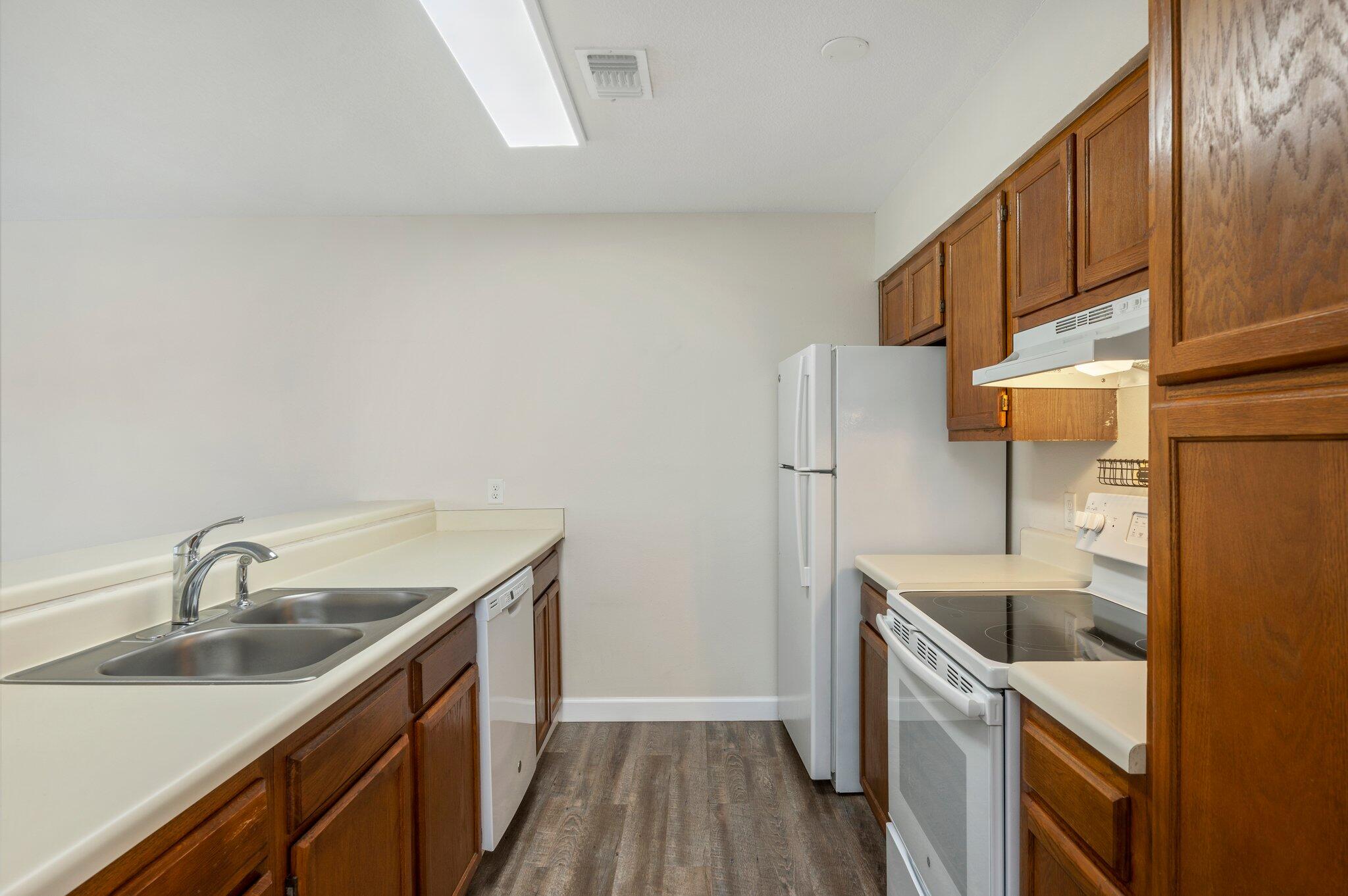 MARINA VILLAS CONDO AT BLUEWATER BAY - Residential Lease