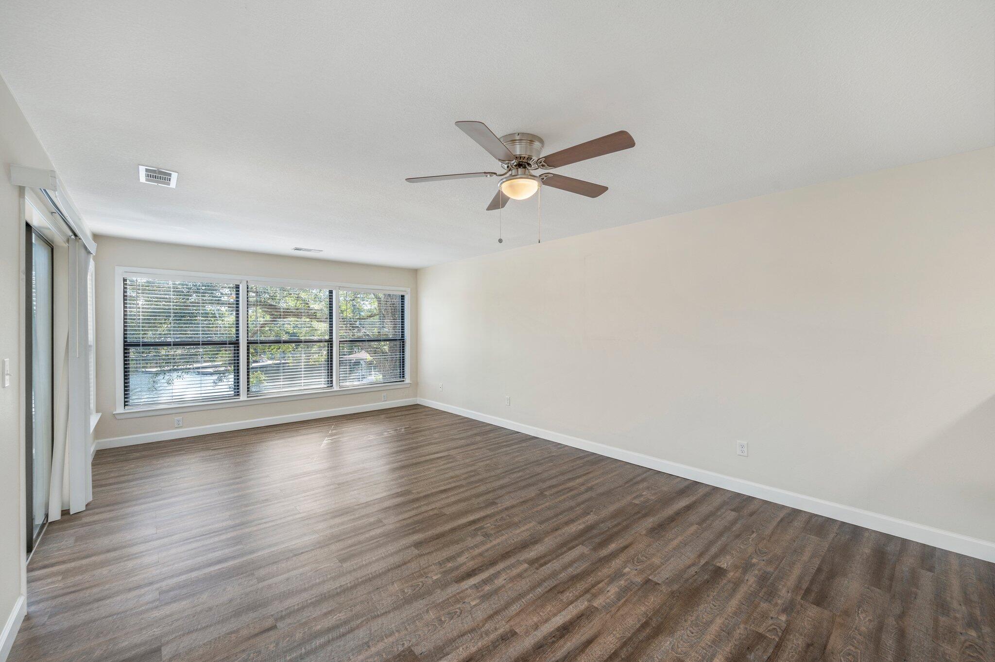 MARINA VILLAS CONDO AT BLUEWATER BAY - Residential Lease