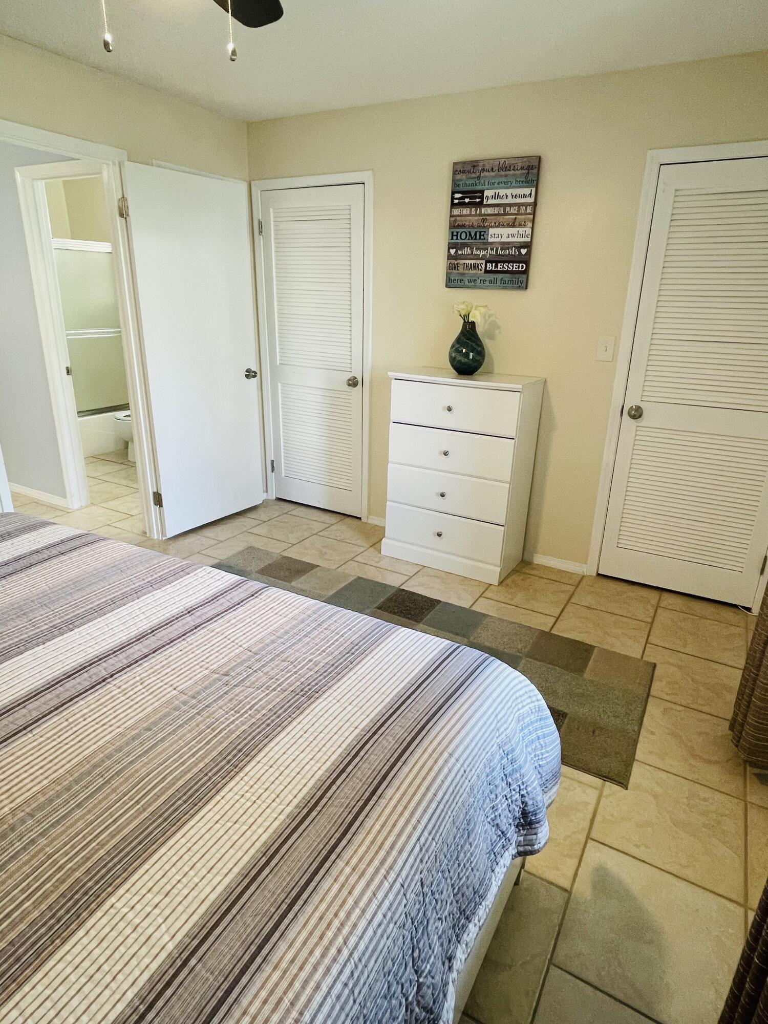 SANDPRINTS CONDO - Residential