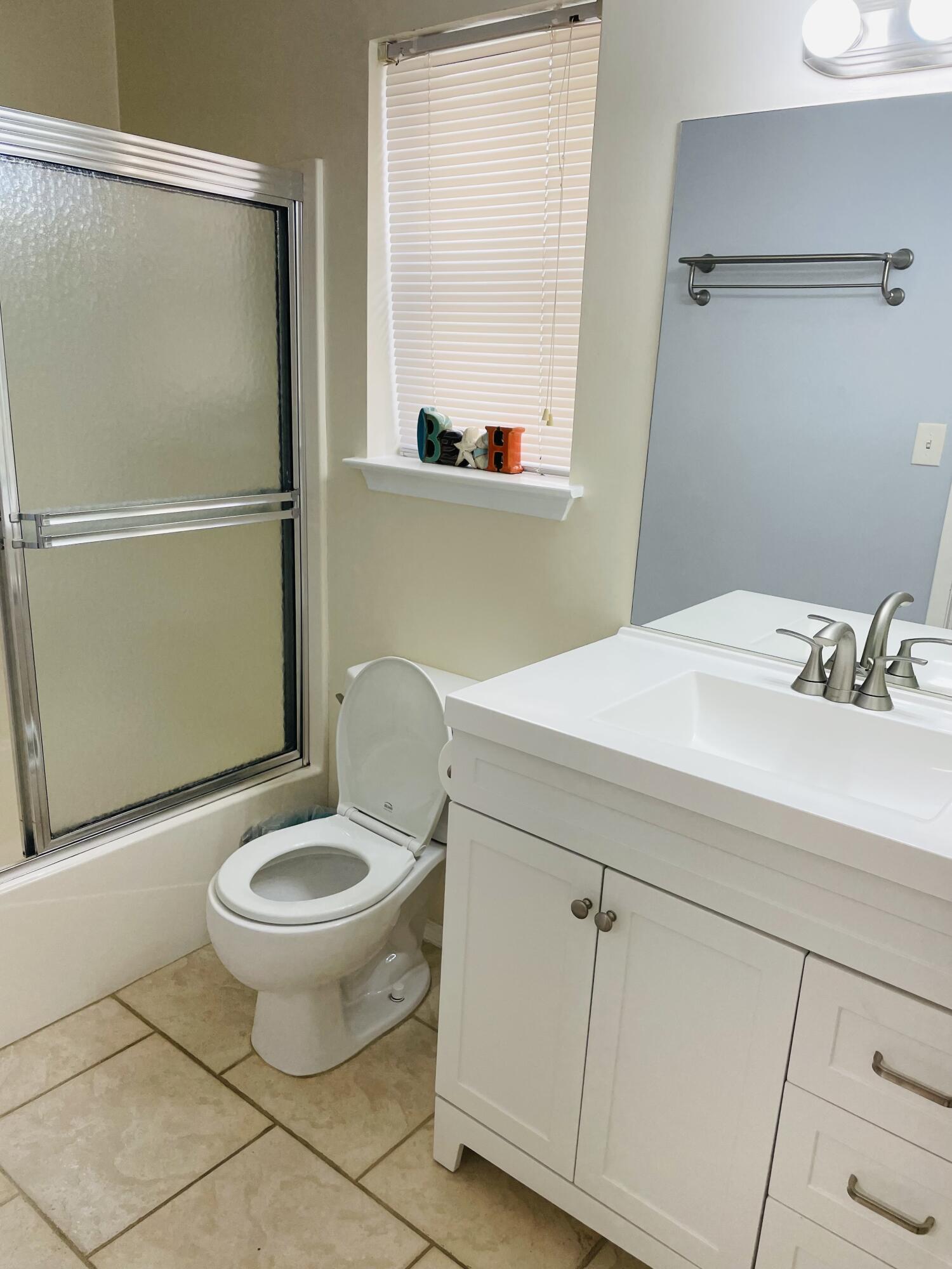 SANDPRINTS CONDO - Residential