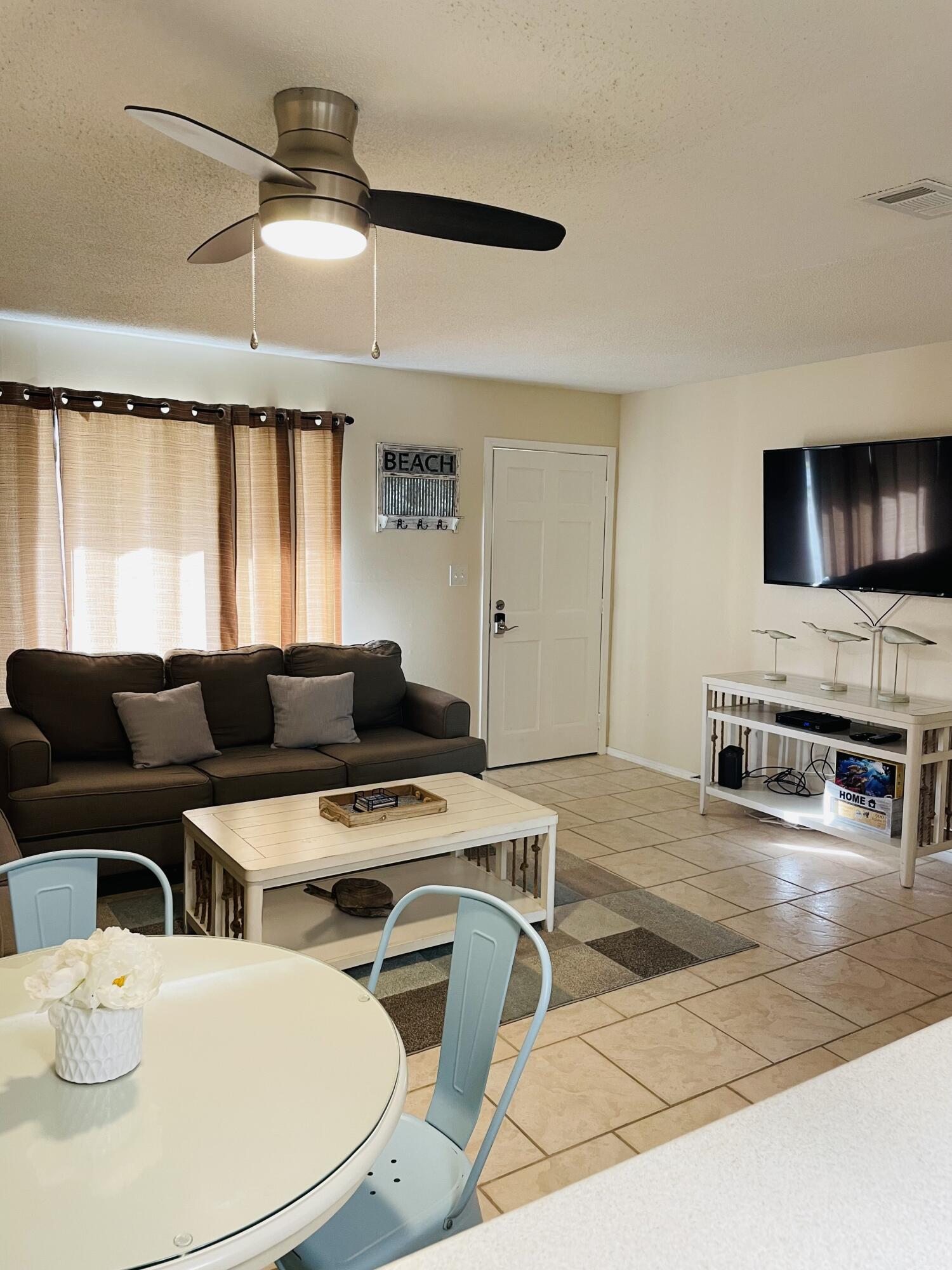 SANDPRINTS CONDO - Residential