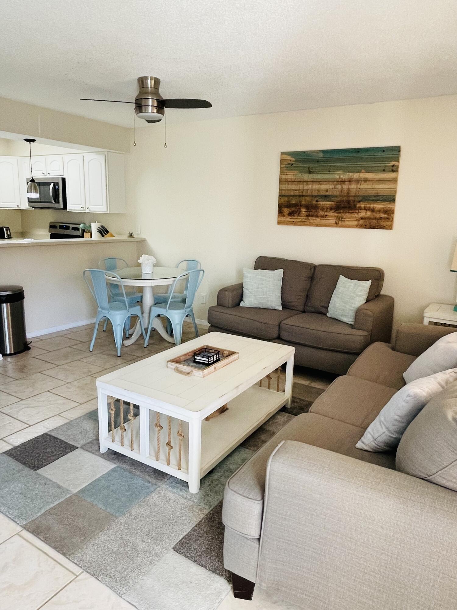 SANDPRINTS CONDO - Residential