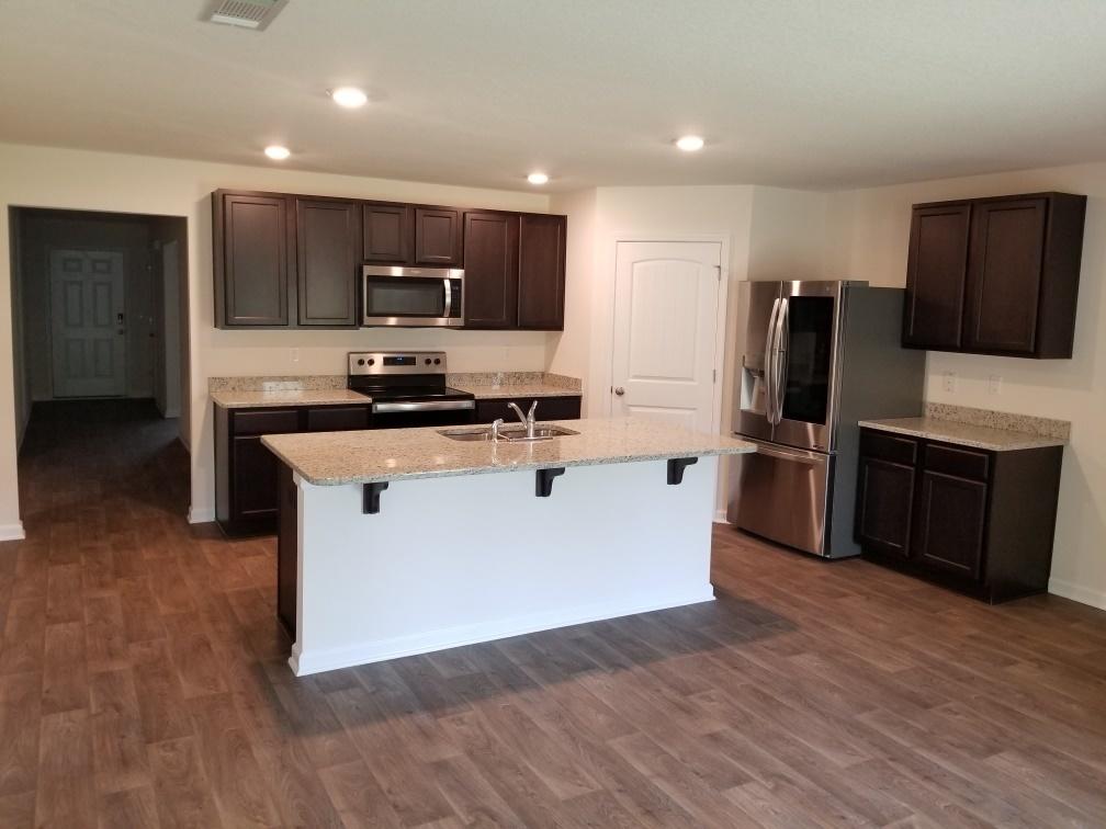 Redstone Commons - Residential Lease