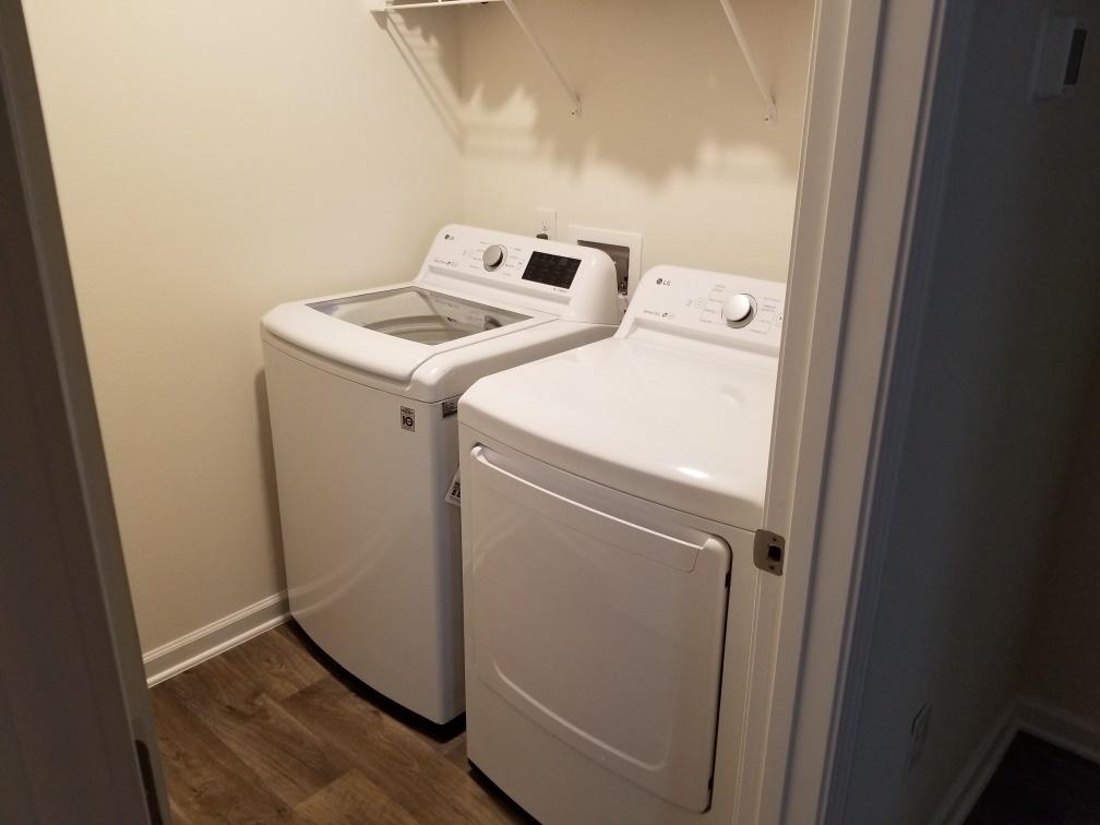 Redstone Commons - Residential Lease