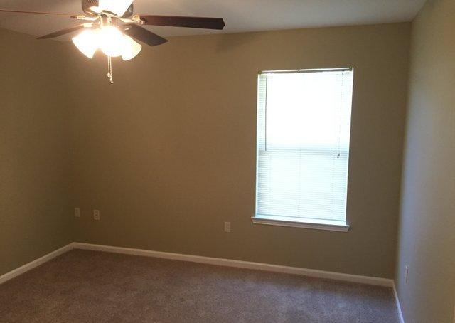 QUAIL HOLLOW - Residential