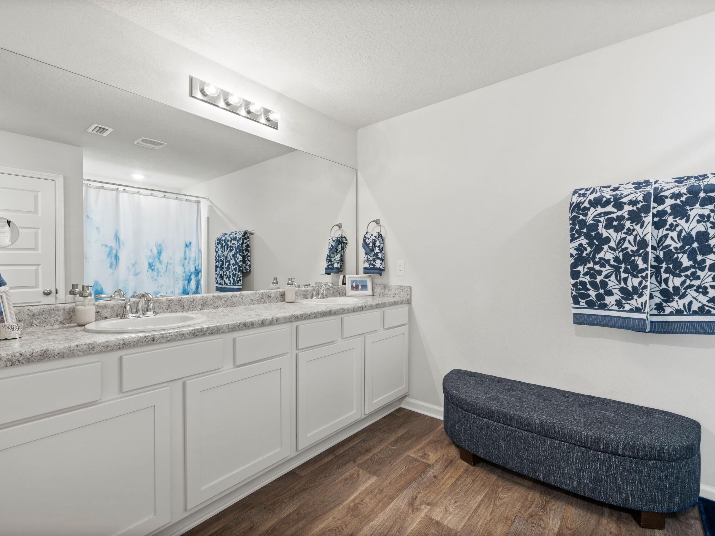 HAMMOCK BAY - MILL COTTAGES - Residential